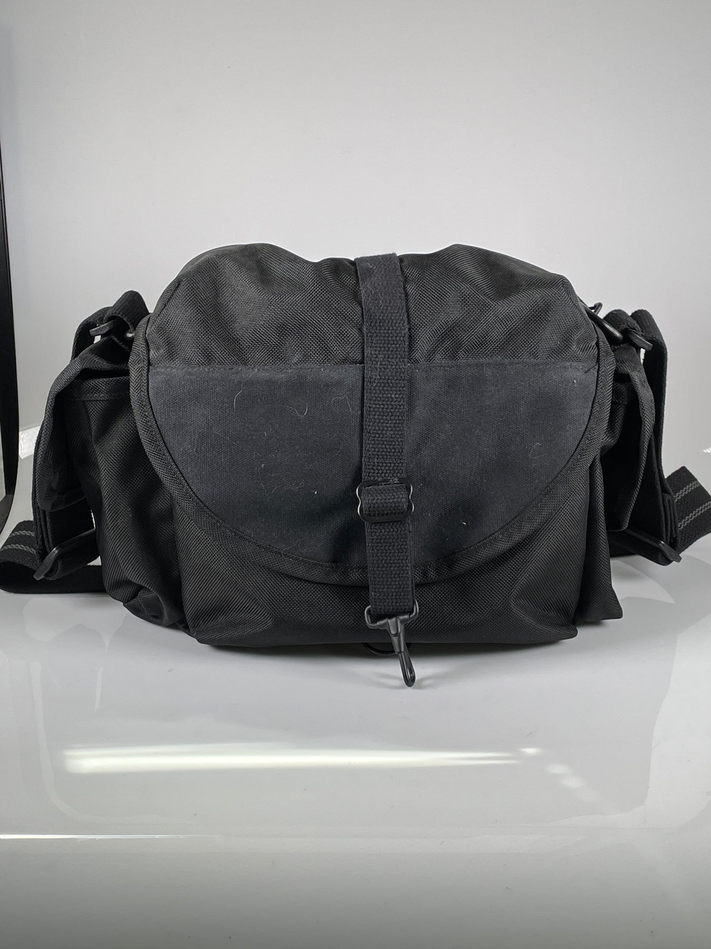 Vintage Domke F-3 Ballistic Compact Shoulder Camera Bag Black