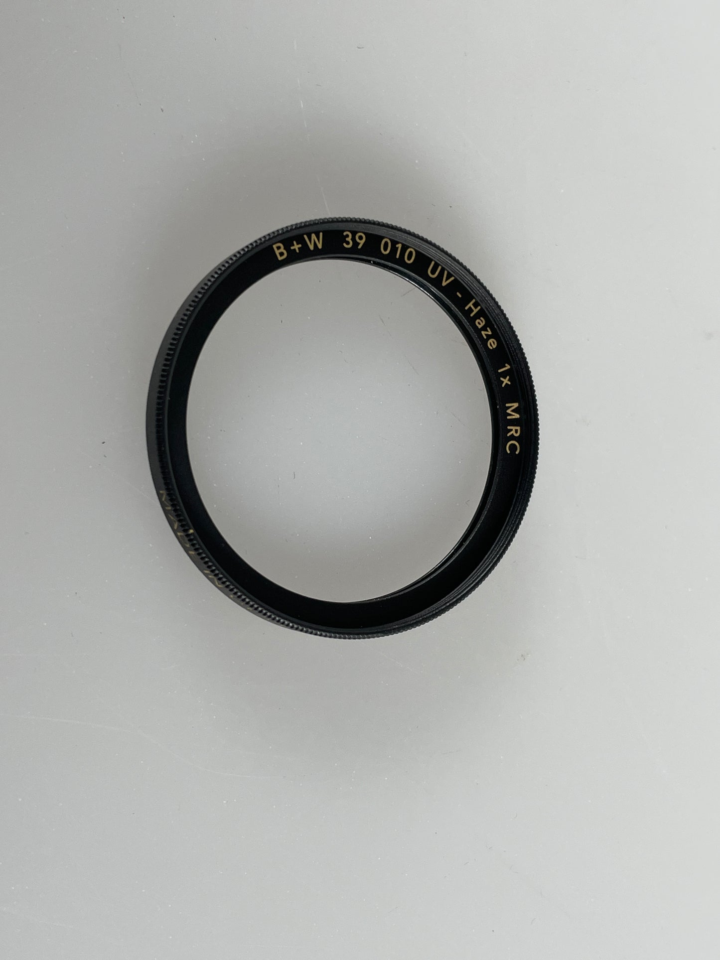 B+W 39mm 010 UV Haze Lens Filter UV 1x MRC