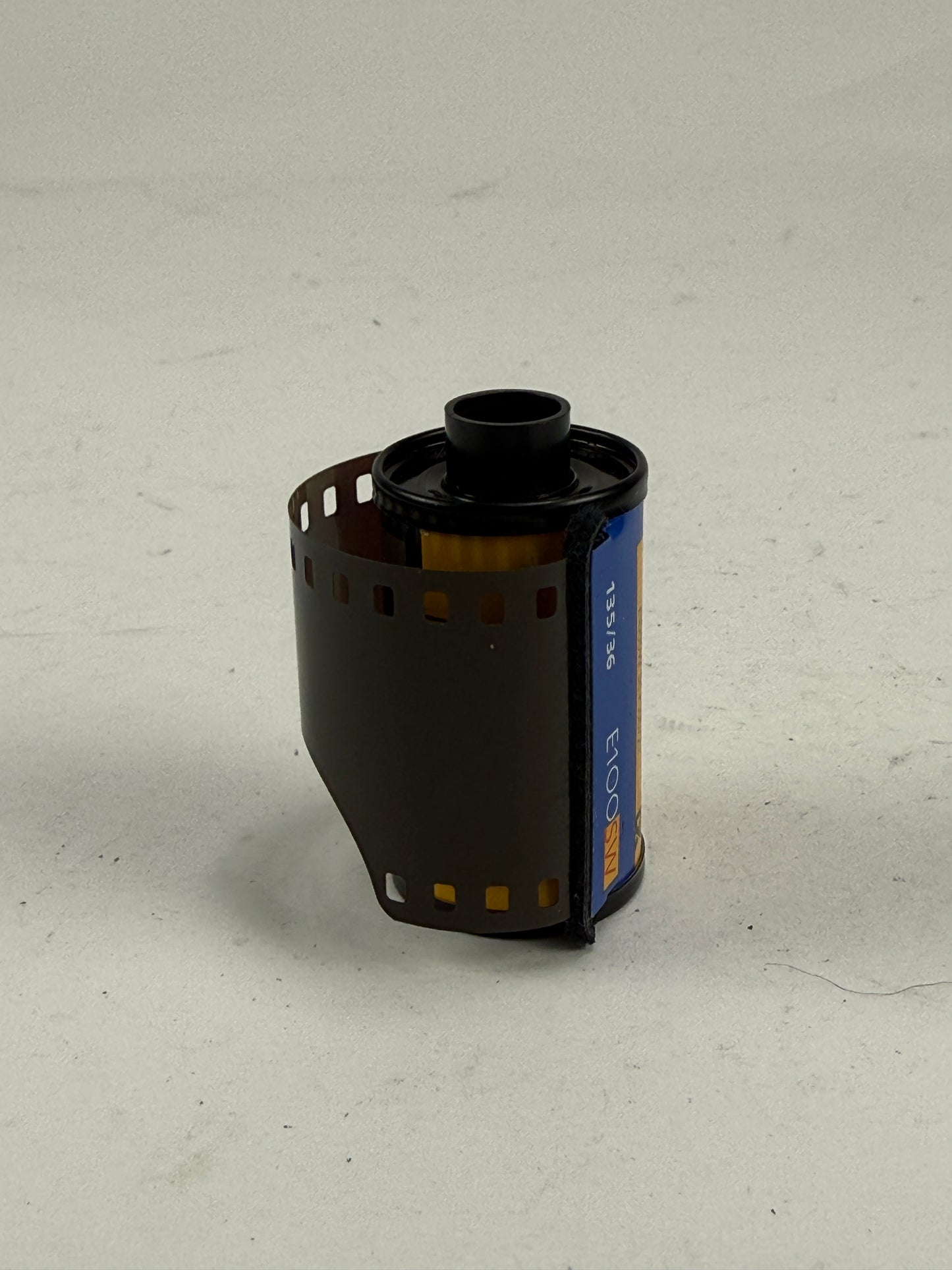 Kodak Ektachrome E100SW ISO 100 135-36 Color Slide Film 1 Roll