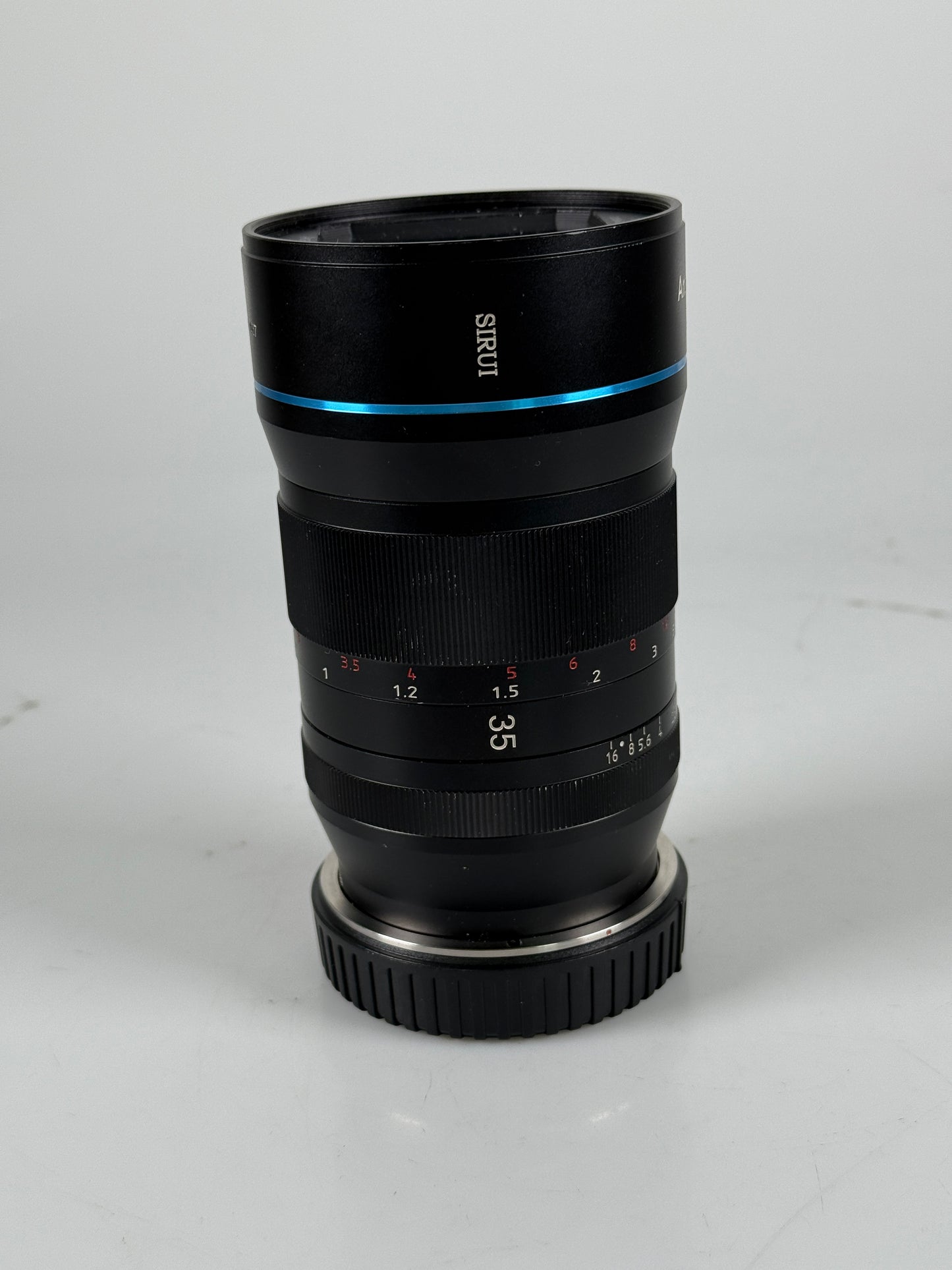SIRUI 35mm f1.8 1.33x Anamorphic Lens Canon RF Mount