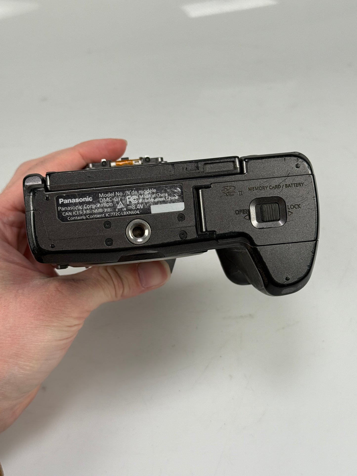 Panasonic Lumix DMC-G7 16MP Mirrorless MFT Digital Camera Body
