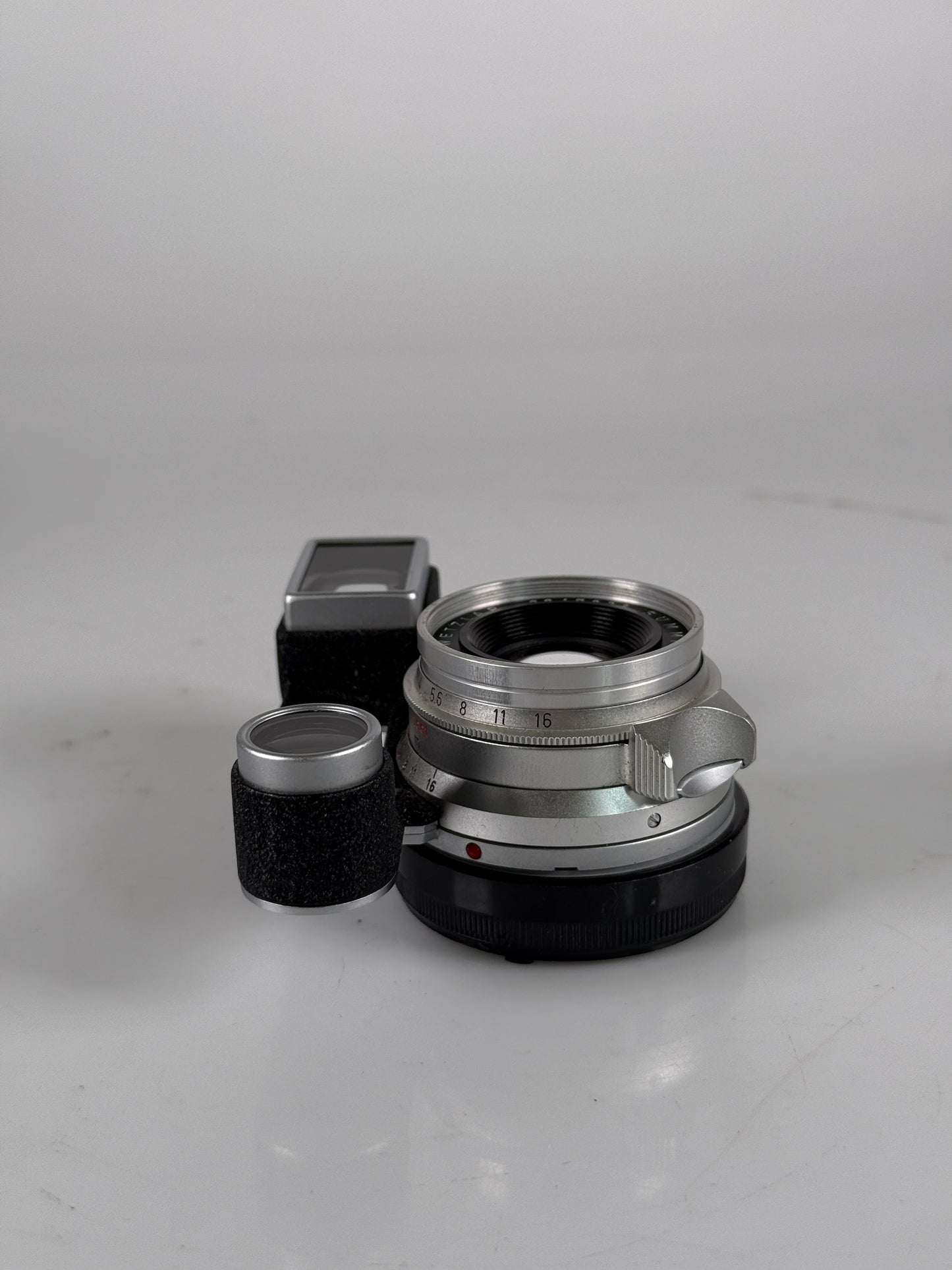 Leica V1 Eight / 8 Element Summicron 35mm F2 w/ Goggles SAWOO Germany