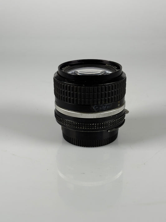 Nikon Nikkor AI-S 24mm f2.8 Lens 24/2.8 AIS