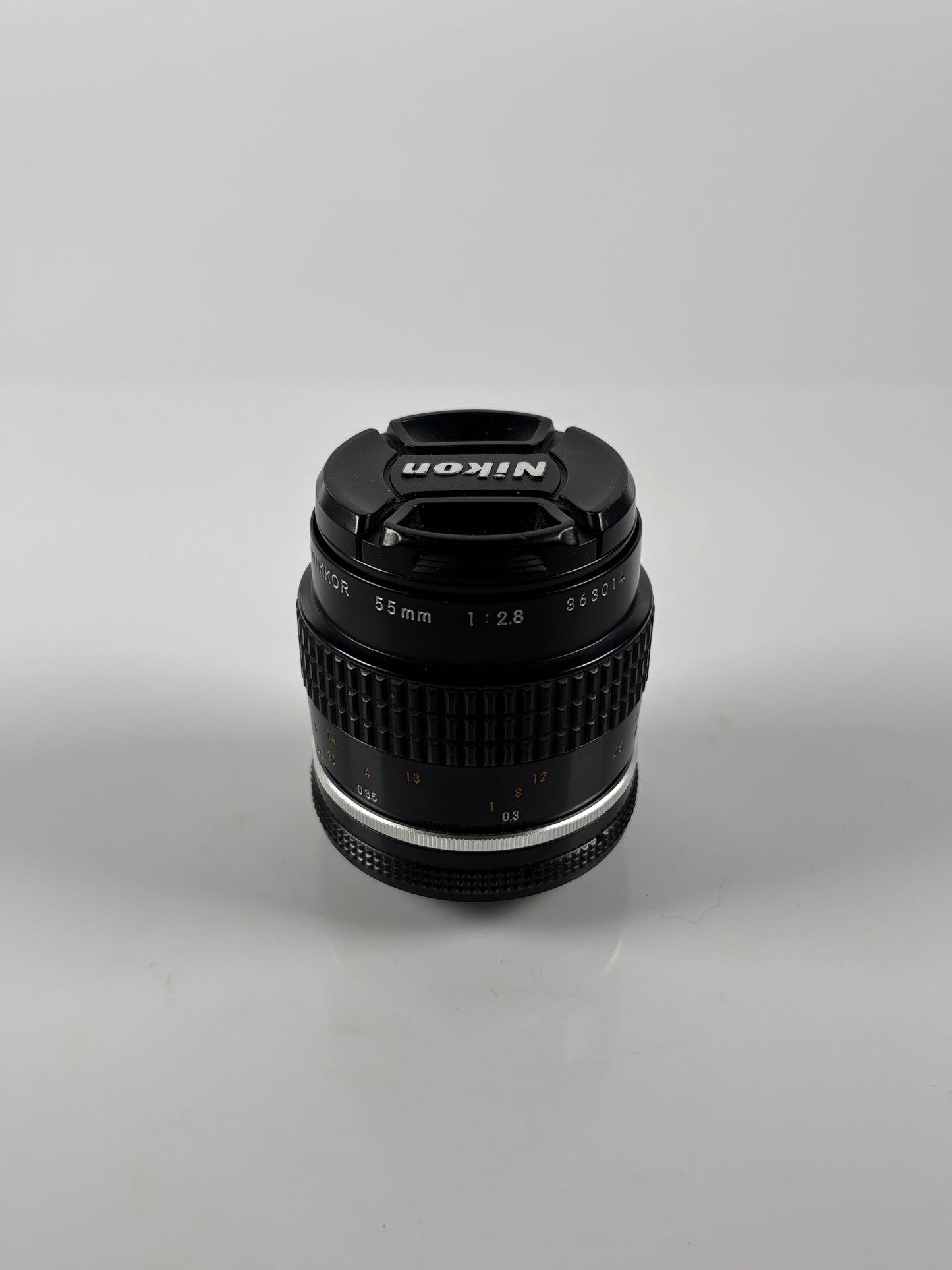 Nikon Nikkor AIS 55mm f2.8 Micro Lens