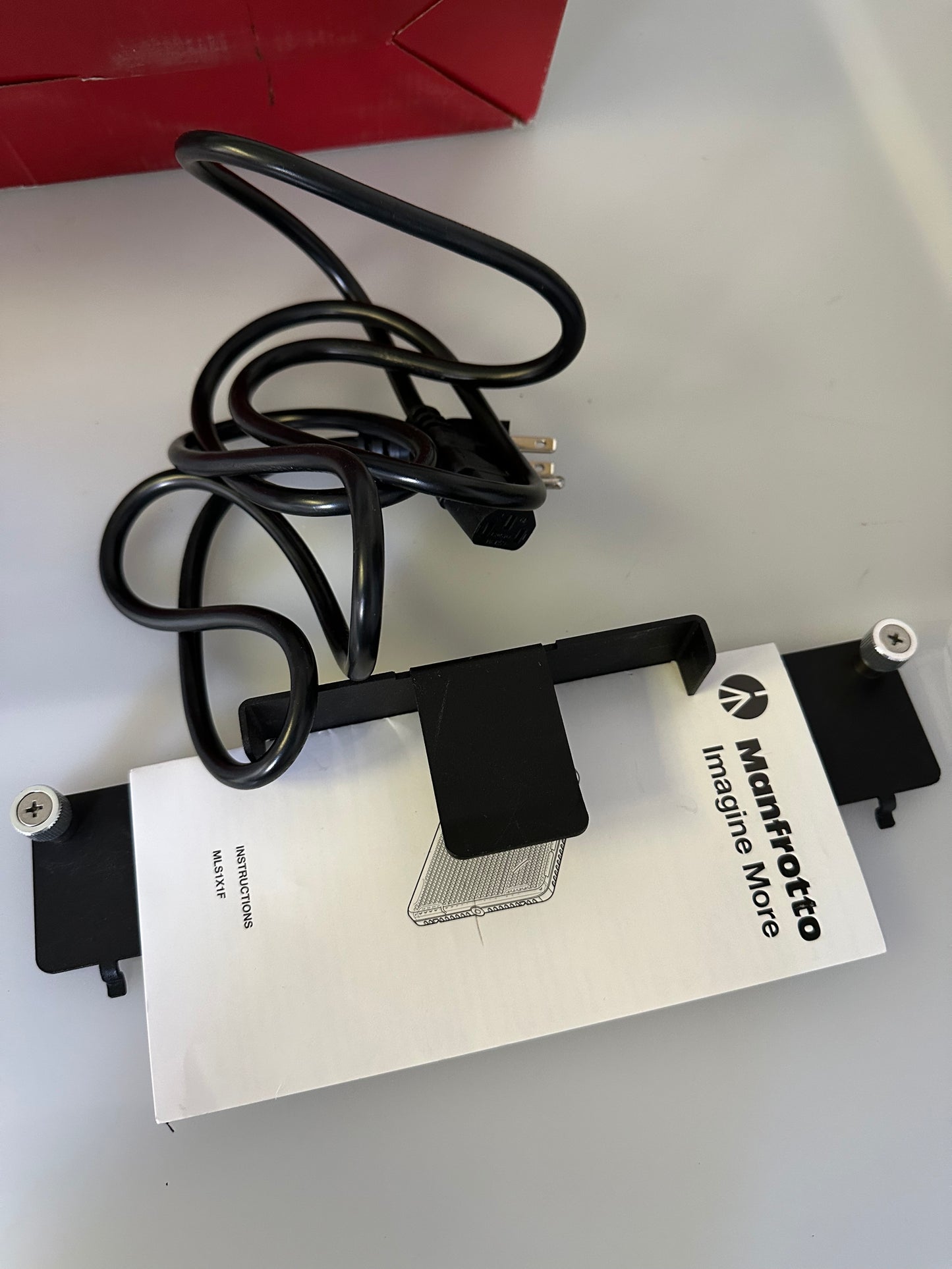 Manfrotto Spectra LED Studio Light MLS1x1f Pannel dimmable 5600K Bogen
