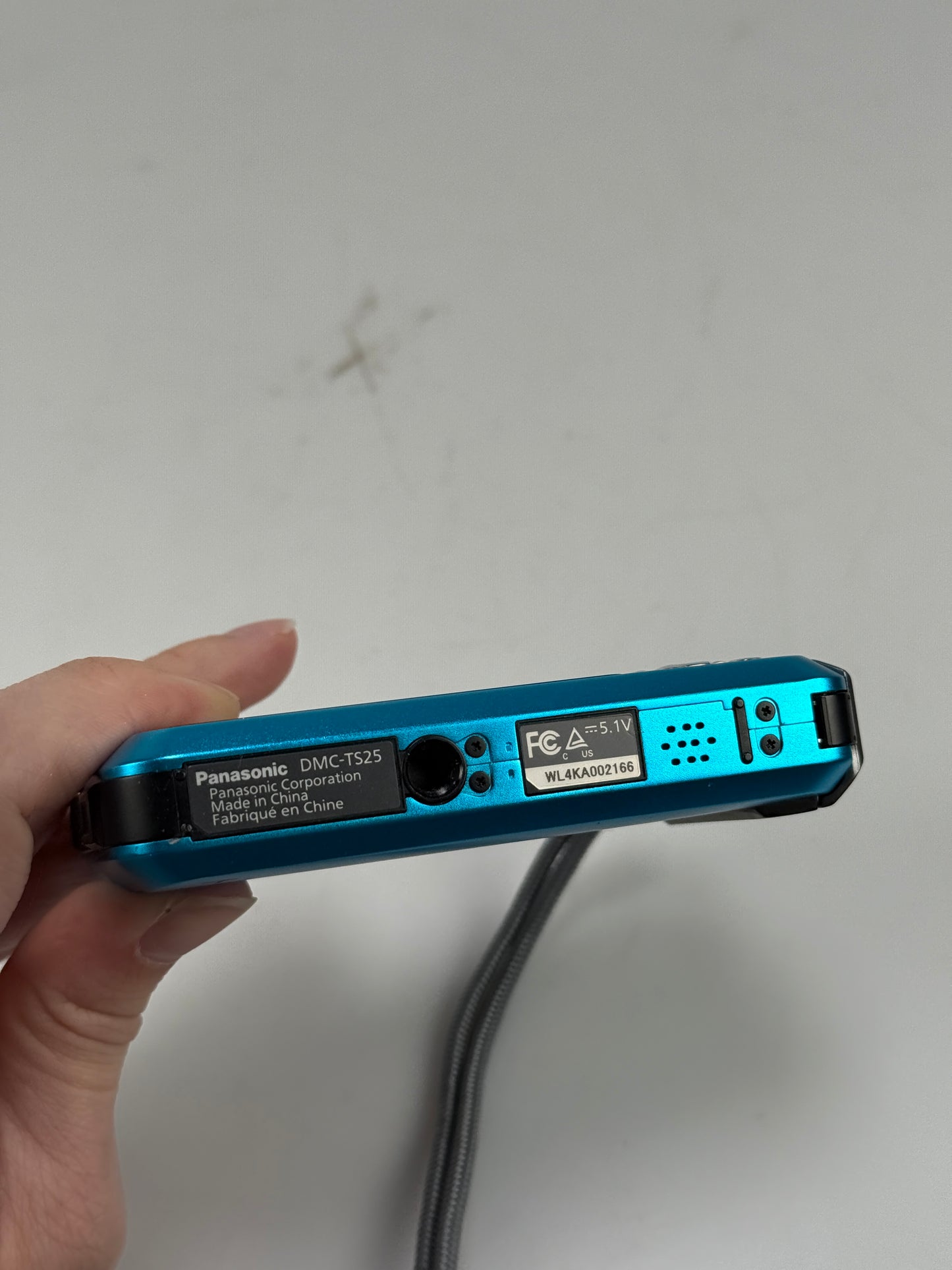 Panasonic LUMIX DMC-TS25 16.1 MP Digital Camera Blue