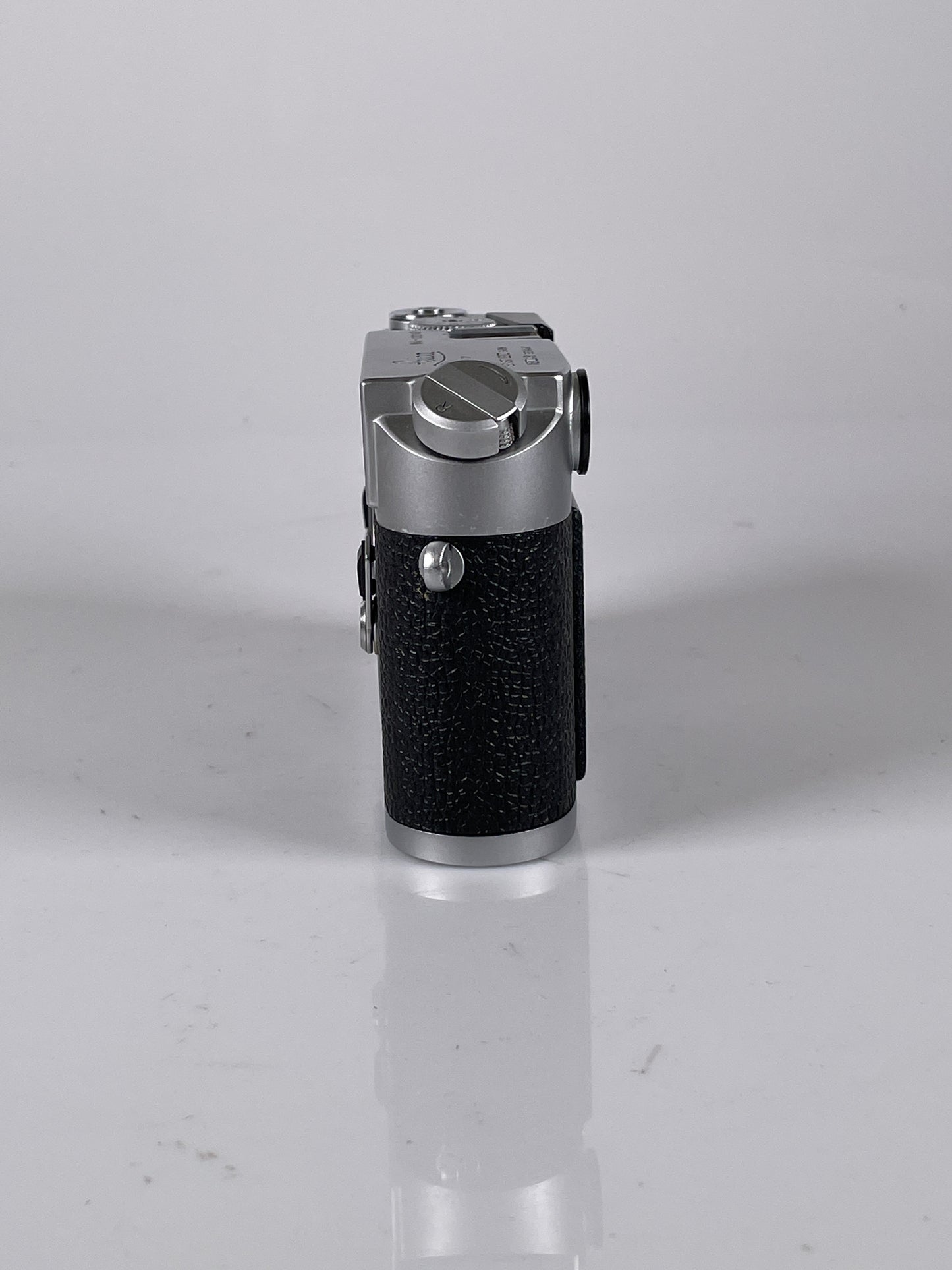 Leica M4 Chrome 35mm rangefinder film camera body