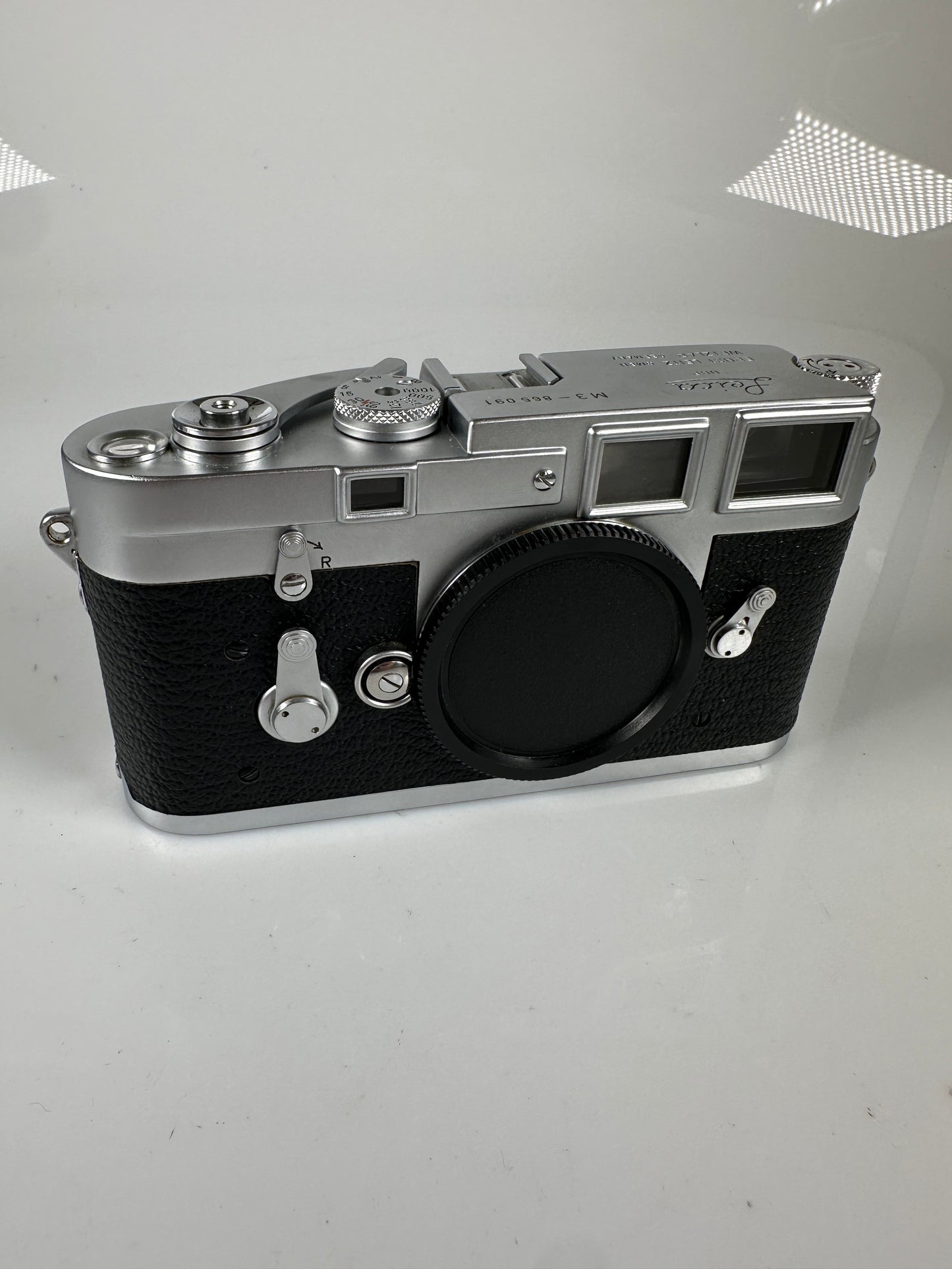 Leica M3 DS Double Stroke Rangefinder 35mm Film Camera