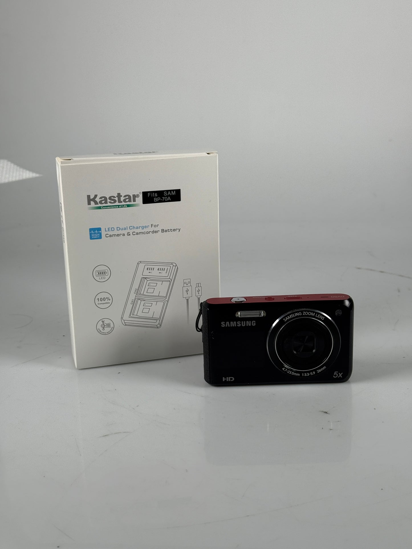 Samsung DualView DV50 HD 16.1MP Compact Digital Camera w/Dual View LCD Screens