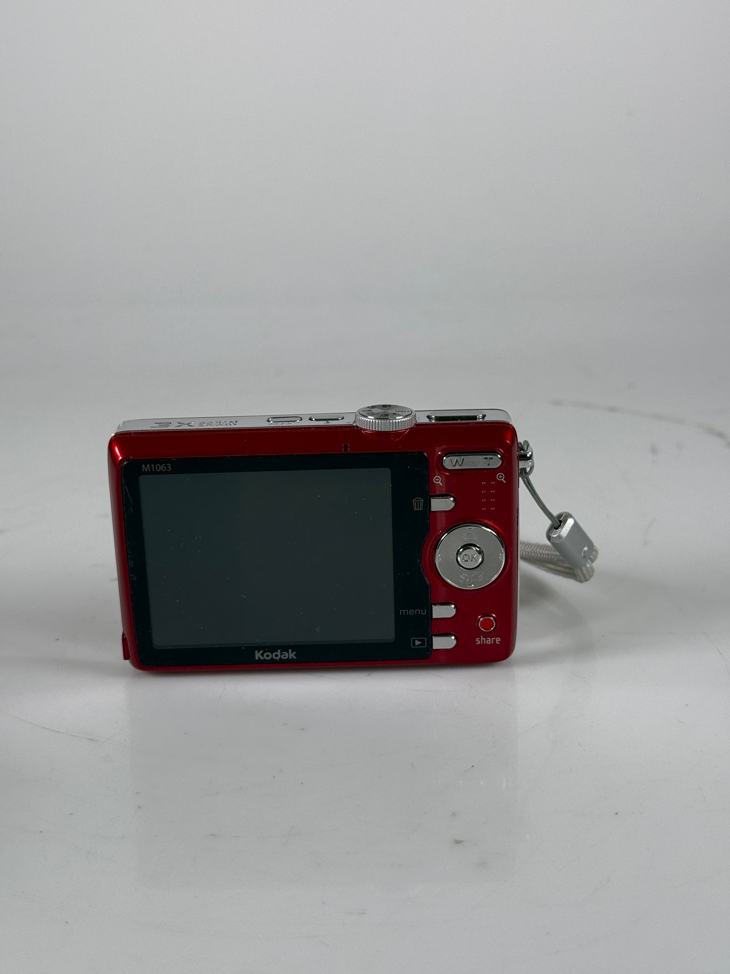 Kodak EasyShare M1063 10.3MP Digital Camera Red