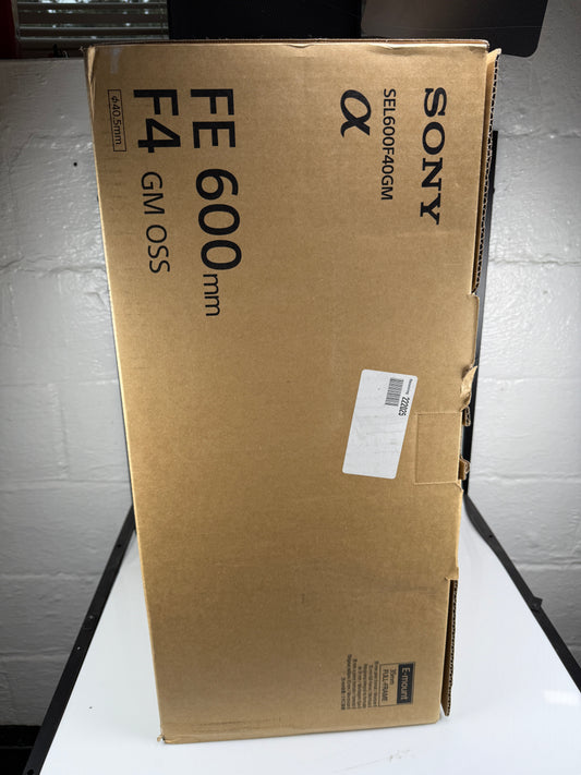 Sony FE 600mm f/4.0 GM OSS Super Telephoto G master lens