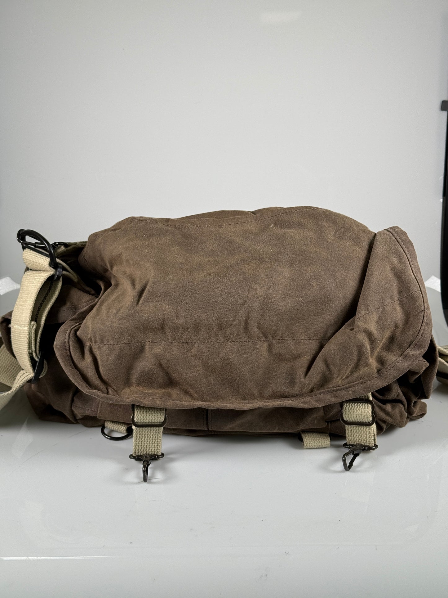 DOMKE F-2 ORIGINAL CAMERA SHOULDER BAG IN tan waxed, with insert
