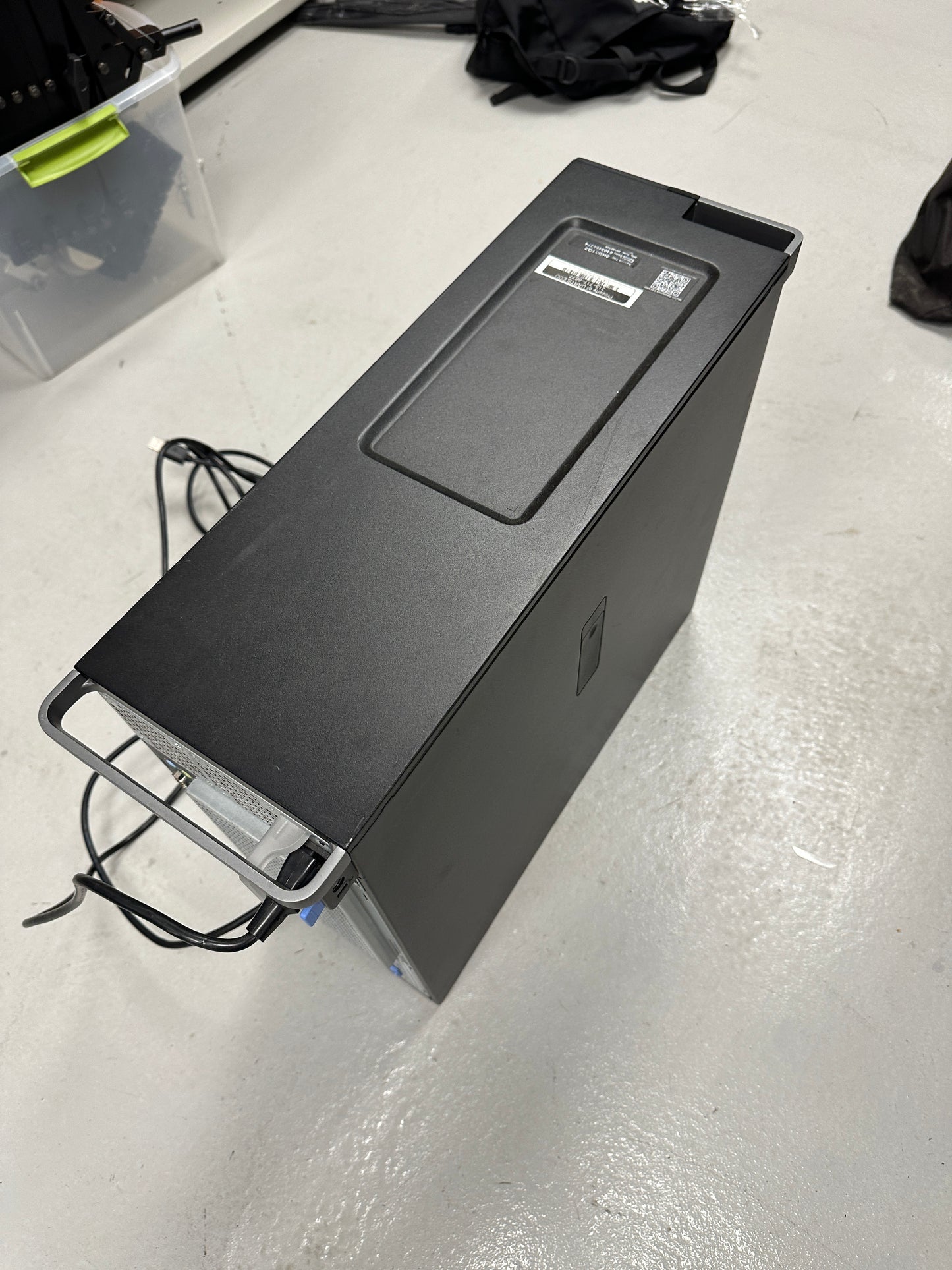 Dell Precision T5820 4 Core W-2125 4.0GHz 32GB RAM Nvidia P5000 1TB