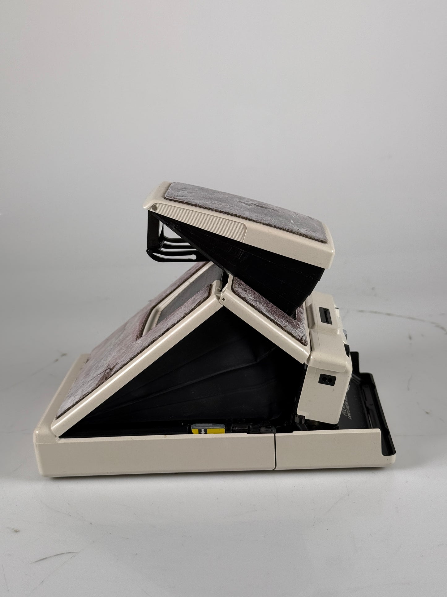 Polaroid SX-70 model 2 Land Camera Folding white