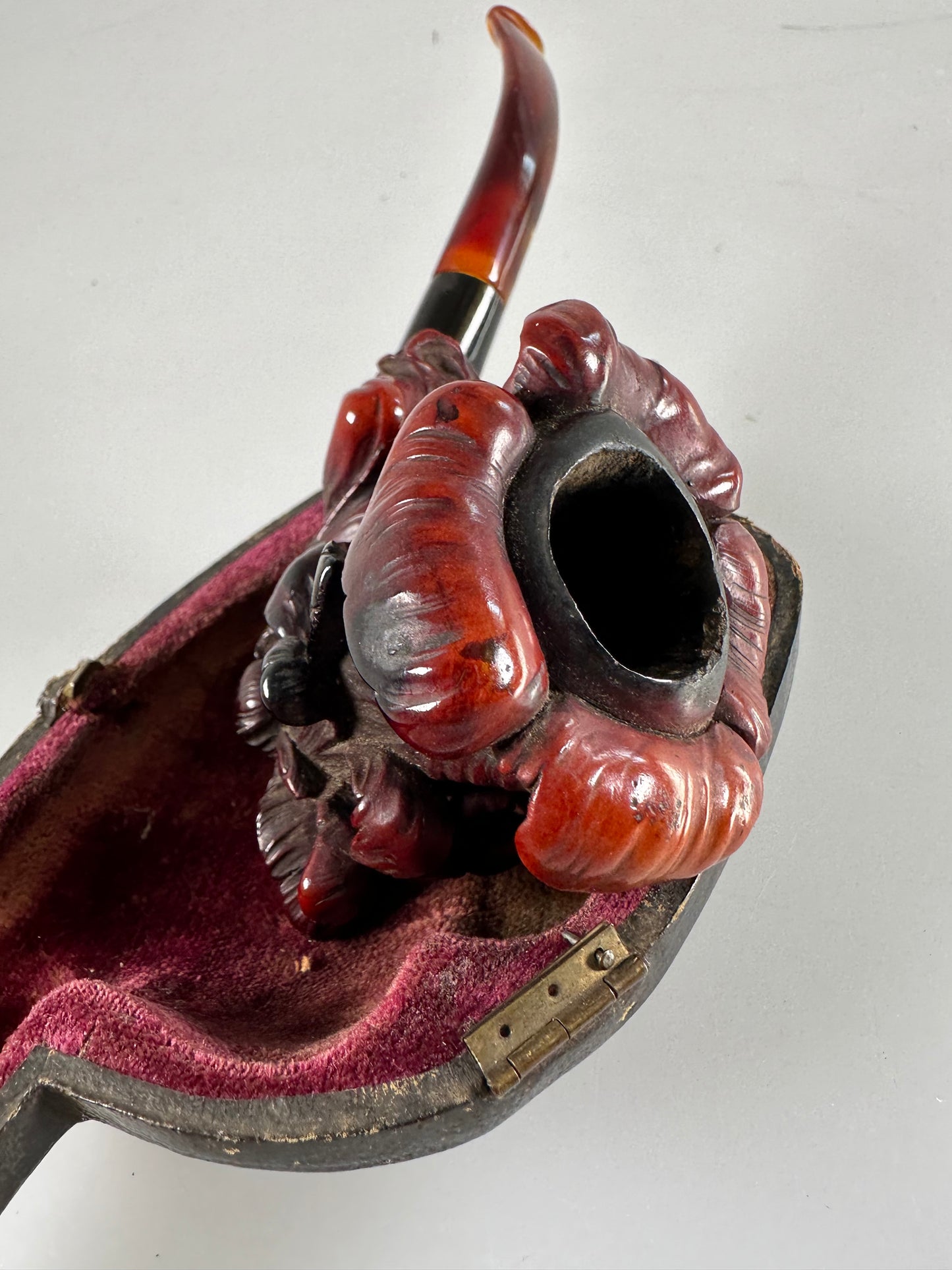 Meerschaum Handmade carved Asian, chinese Pipe red