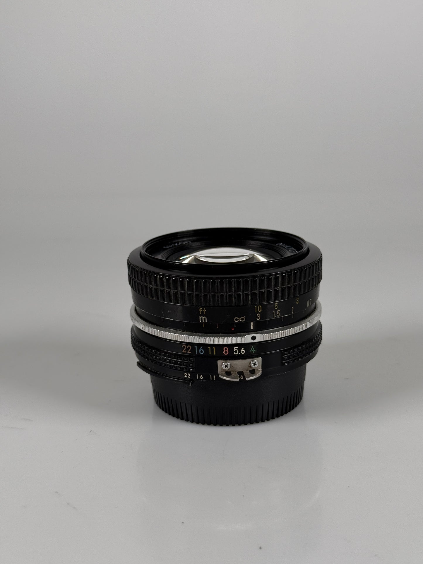 Nikon Nikkor 20mm F4 Ai Manual Focus Lens