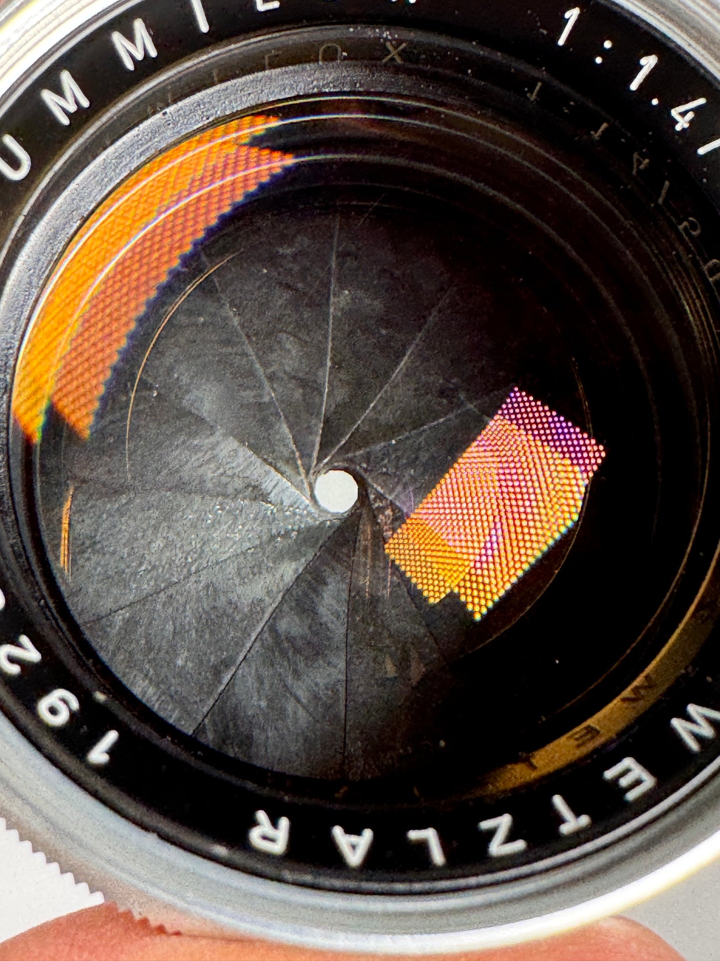LEITZ Leica Summilux M 50mm F1.4 E43 Chrome Lens Scalloped