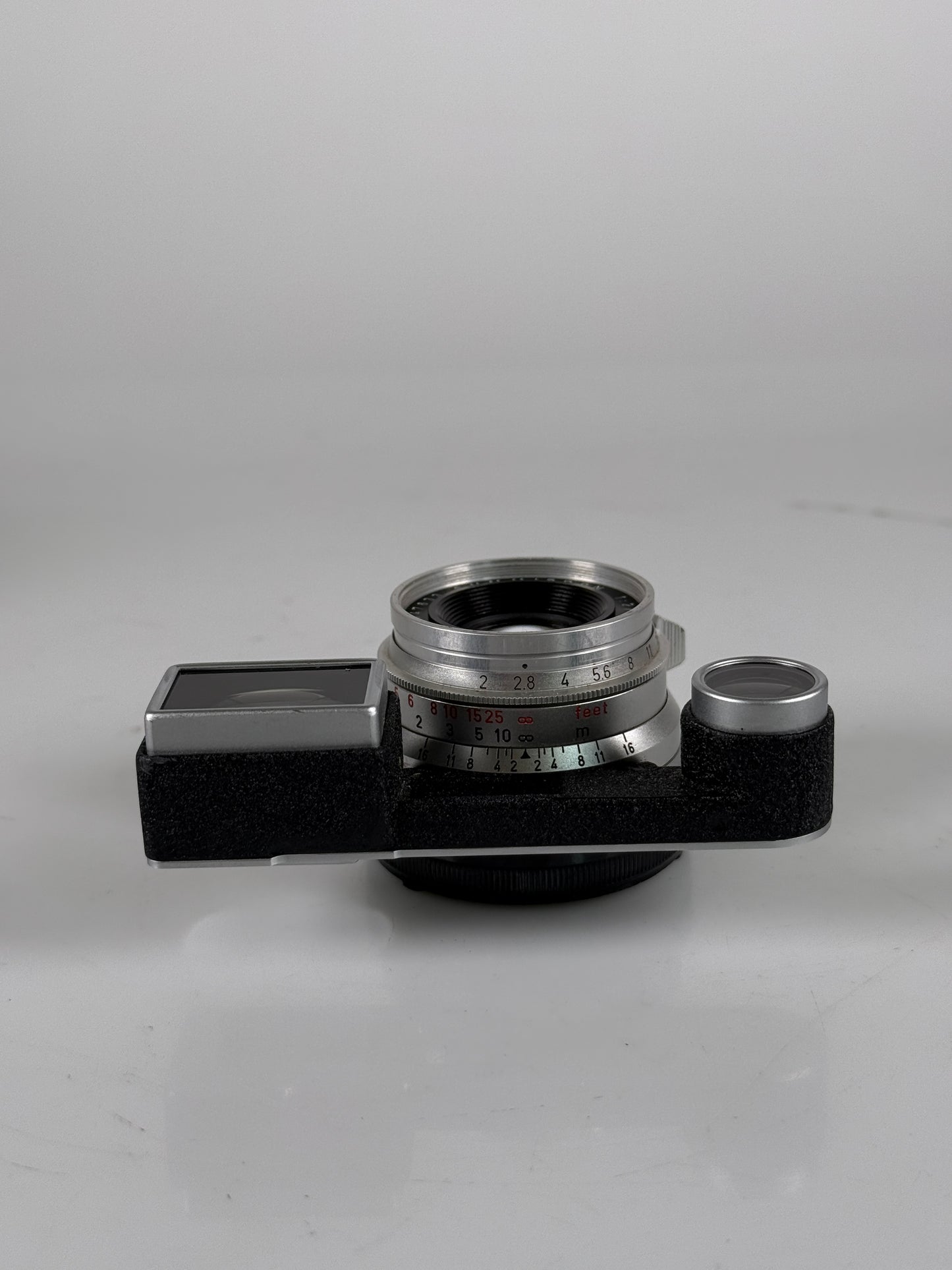 Leica V1 Eight / 8 Element Summicron 35mm F2 w/ Goggles SAWOO Germany