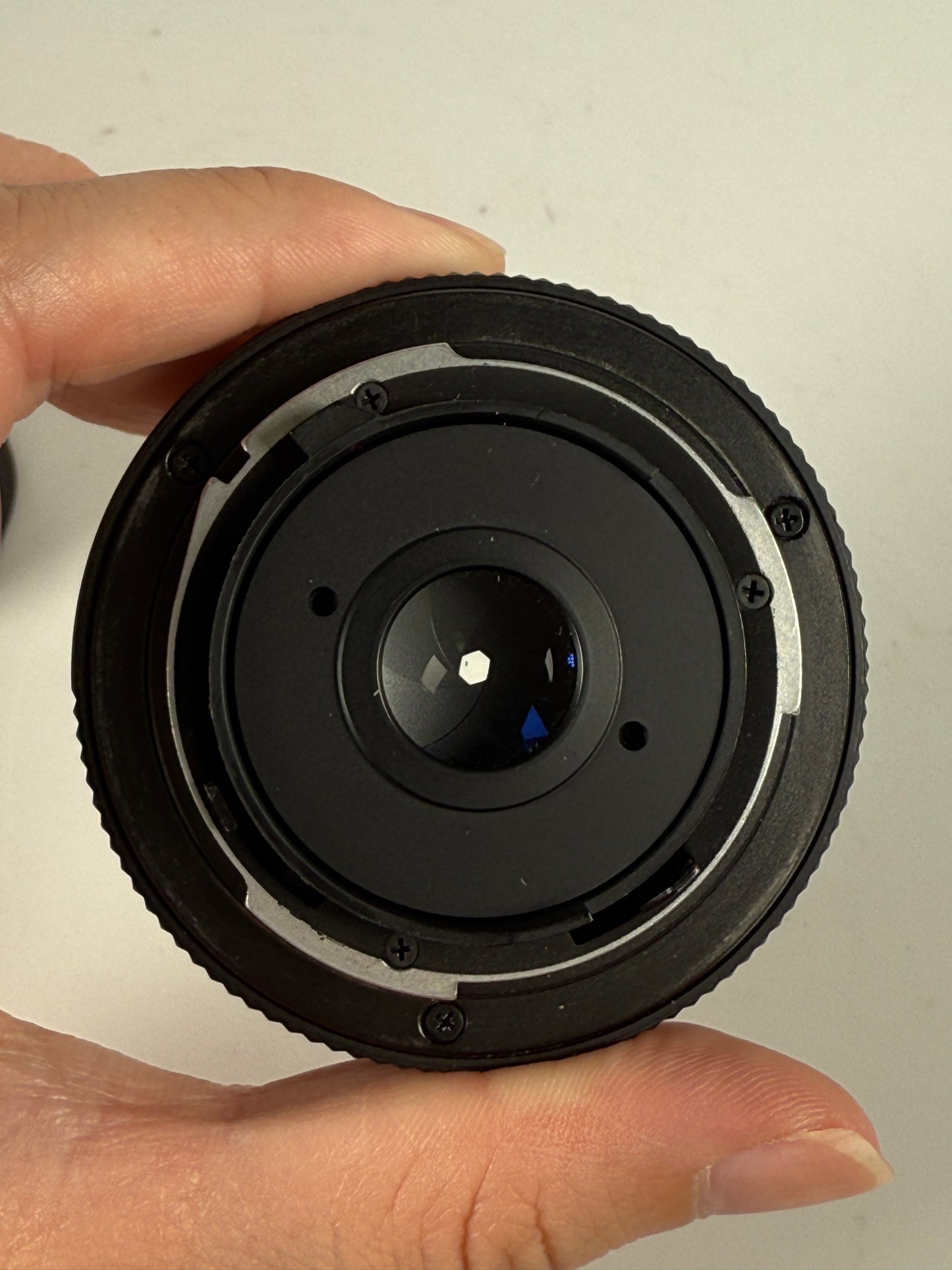 Contax Carl Zeiss T* Tessar 45mm f2.8 Lens 6731586 C/Y Japan