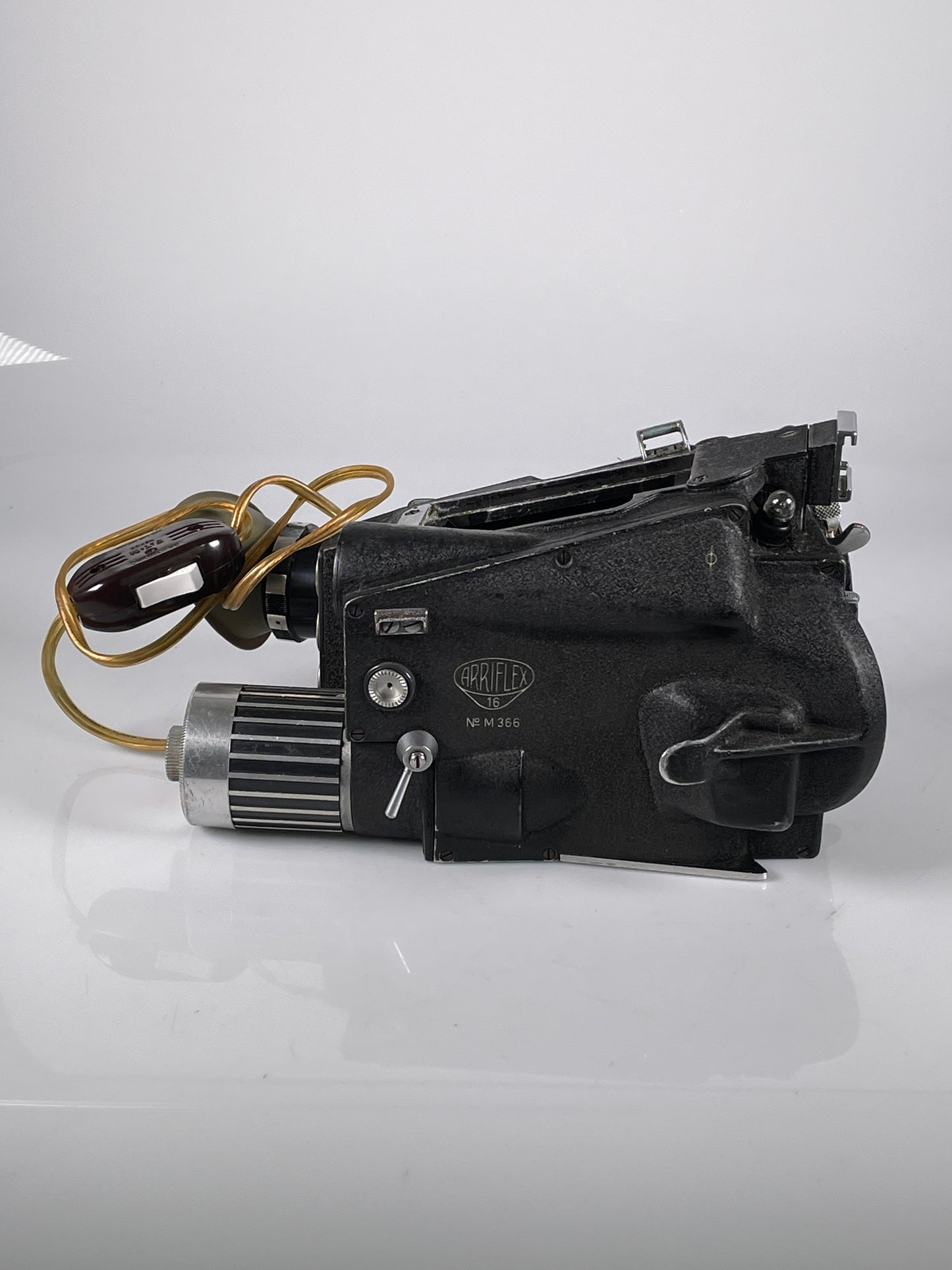 Arri Arriflex 16M 16 M Cine Camera 16mm body only