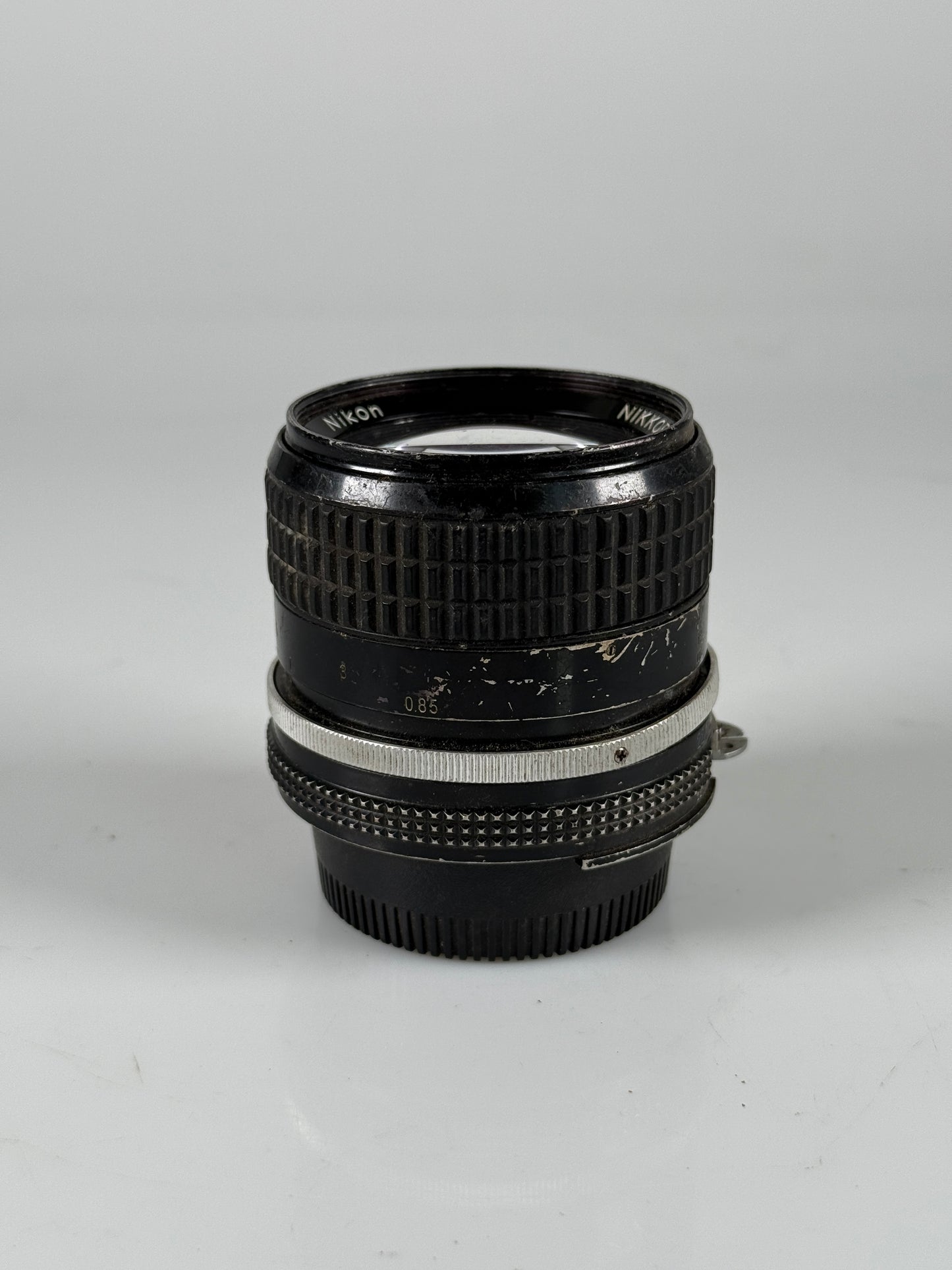 Nikon Nikkor AI 85mm f2 Lens