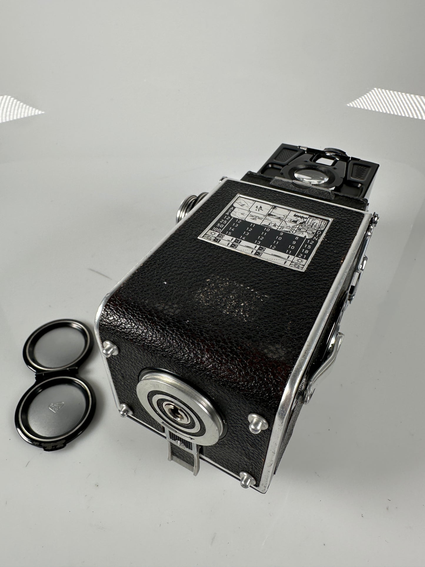 Rolleiflex 2.8D Medium Format Film Camera W/ Xenotar 80mm f2.8 Lens