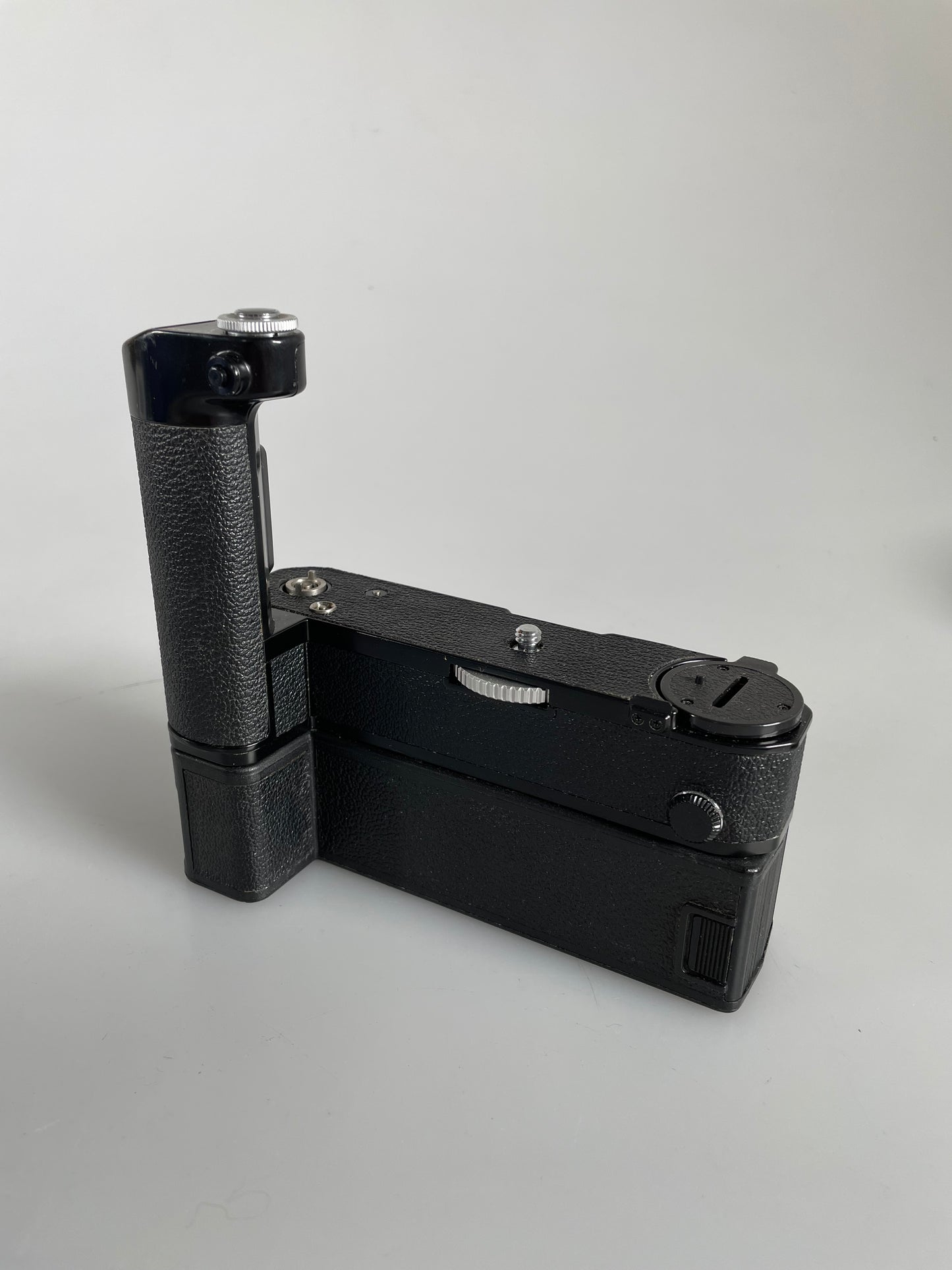 Nikon MD-3 Motor Drive + MB-2 Battery Pack for F2