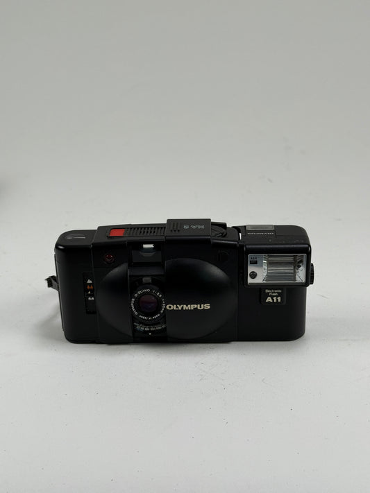 Olympus XA2 35mm Rangefinder Camera 35mm f3.5 with A11 flash