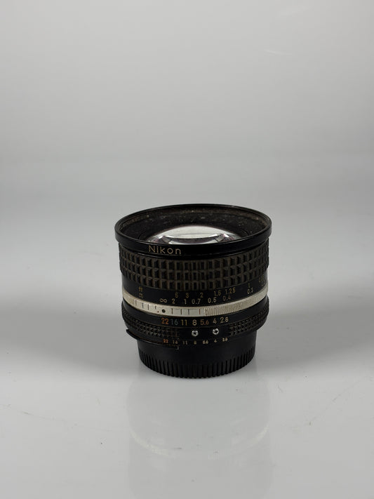 Nikon Nikkor Ai-s 20mm f2.8 Wide Angle MF Lens Ais