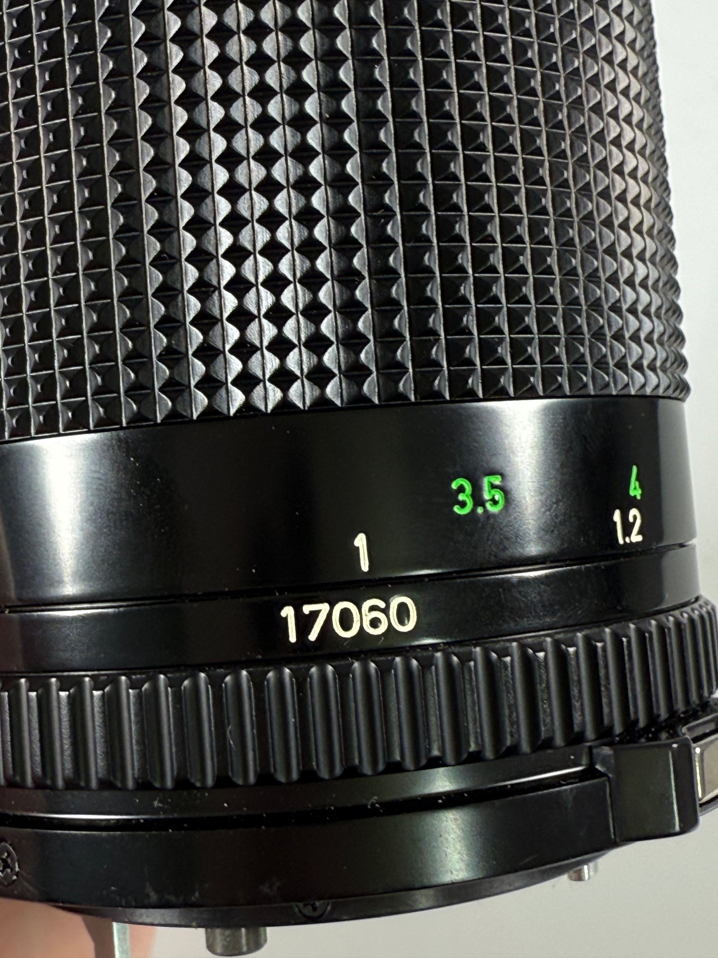 Canon FD 100mm f2 Lens FDn