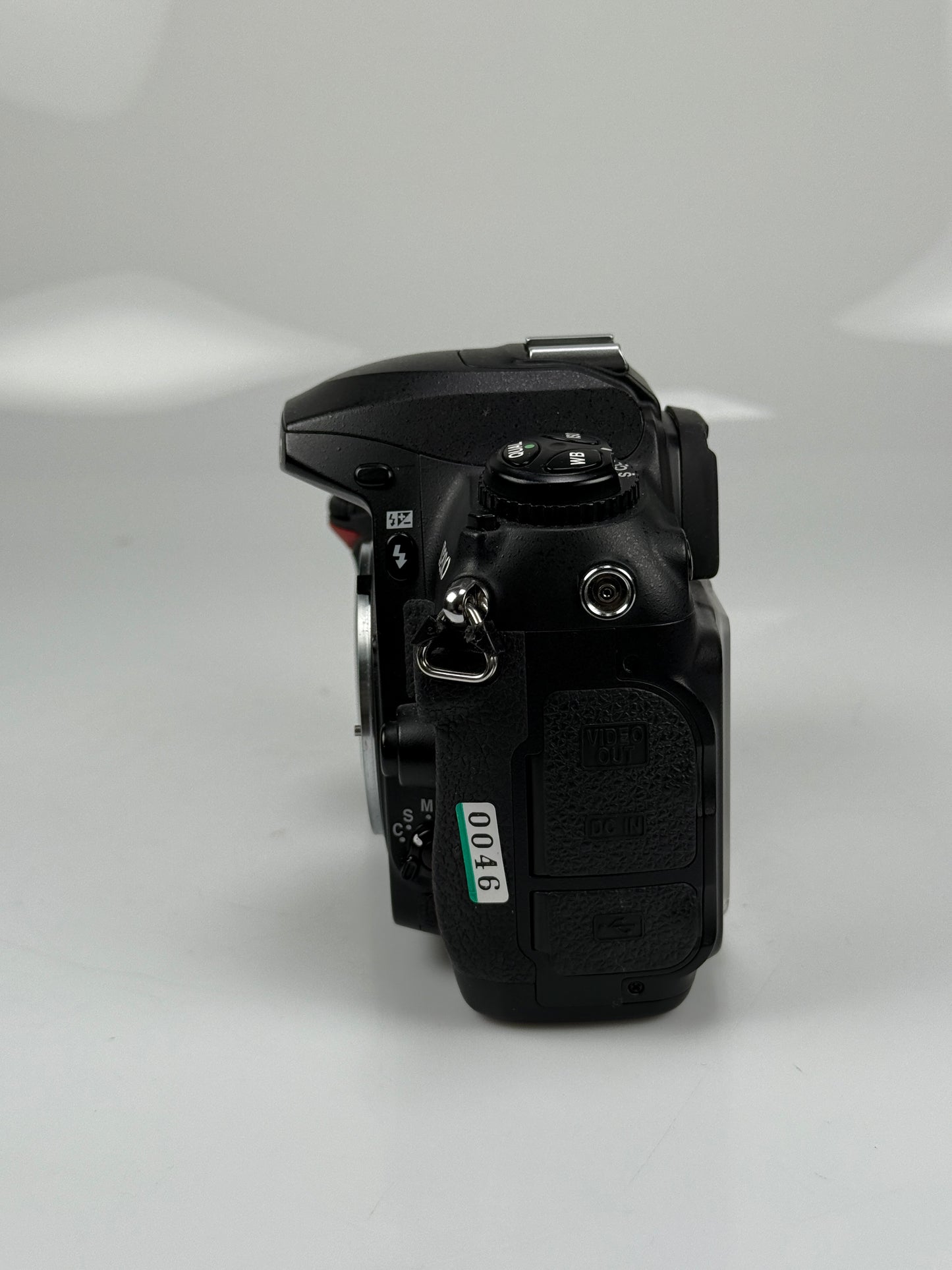 Nikon D200 10.2MP DX Digital SLR Camera