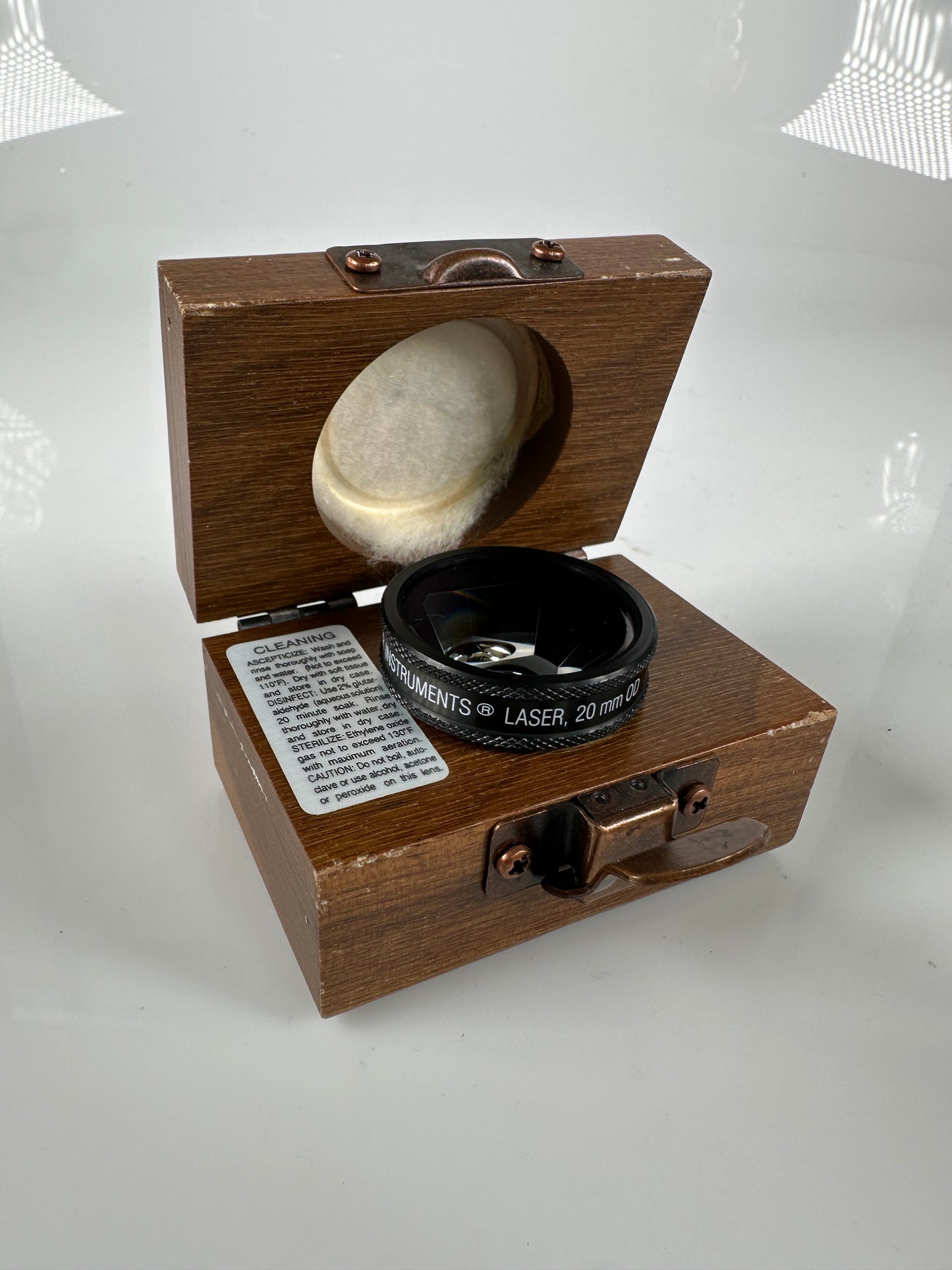 OCULAR INSTRUMENTS Three Mirror Universal Laser 20mm OD Lens with case