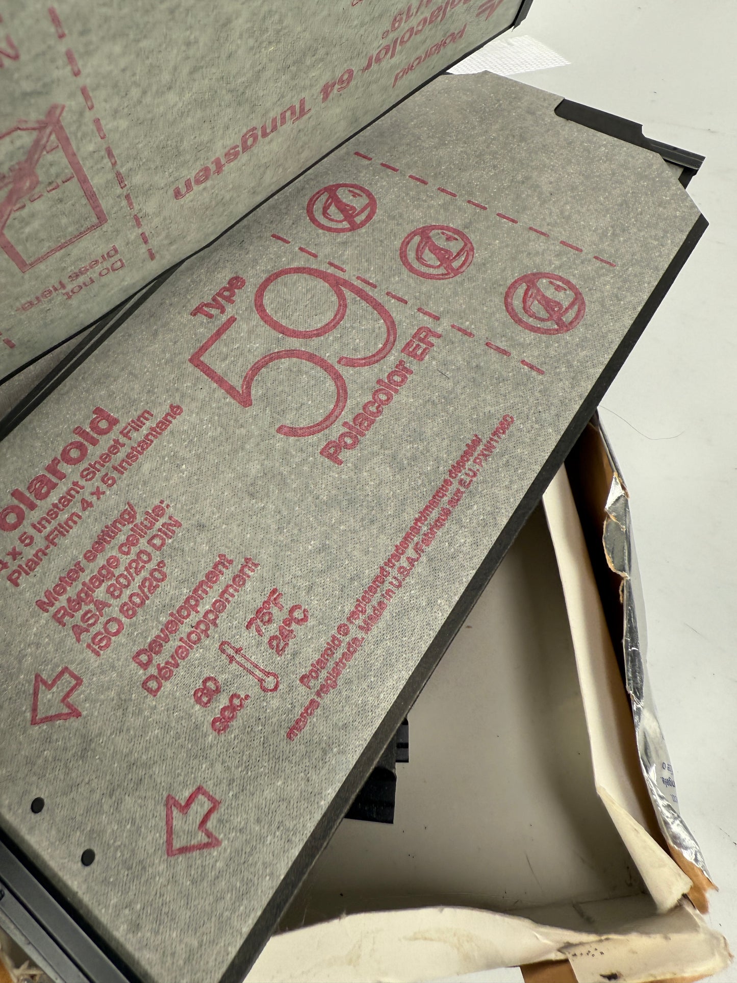 Polaroid Polacolor 59 4x5 Color Instant Sheet Film 11 sheets ISO 80/20