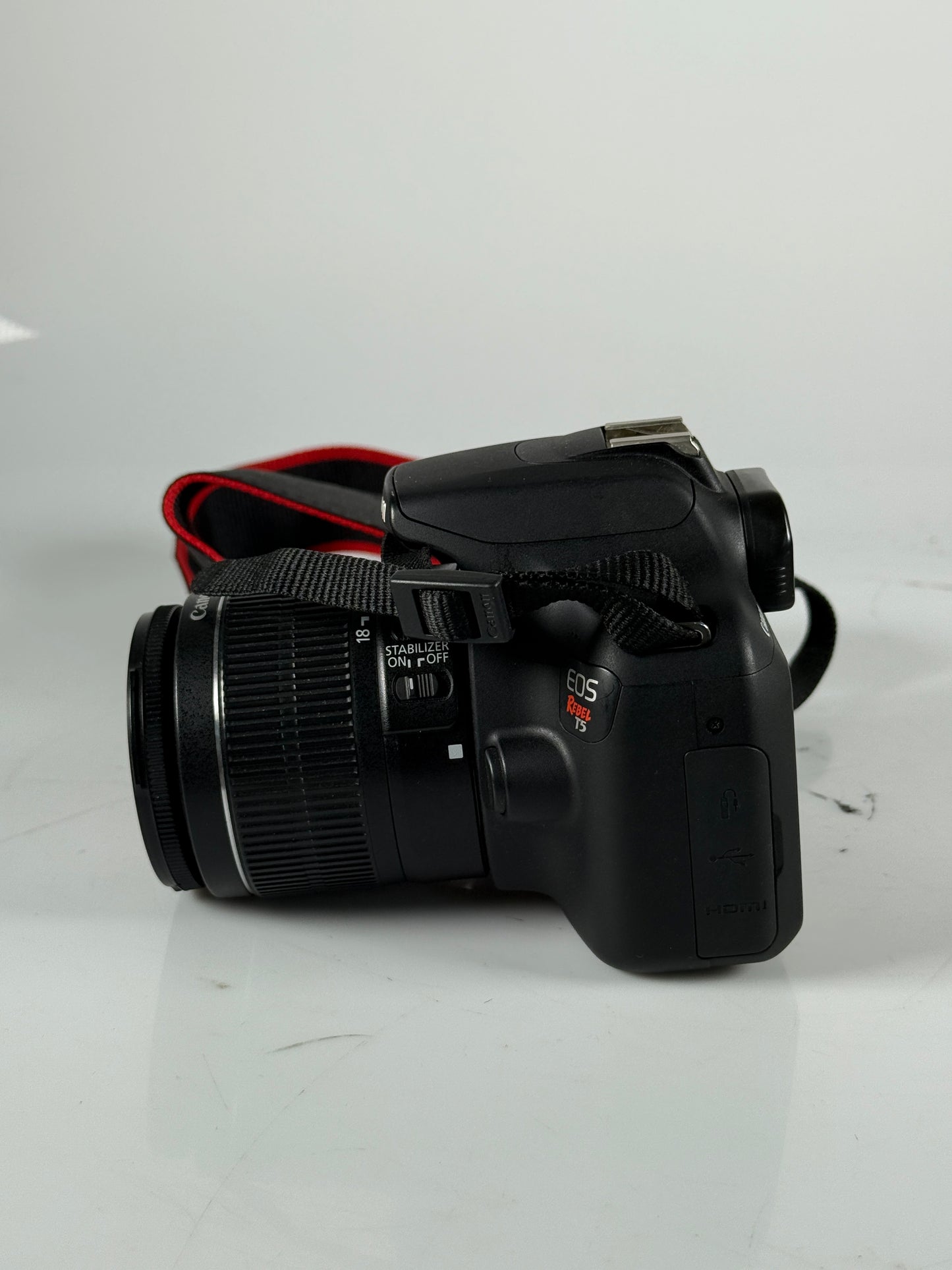 Canon EOS Rebel T5 Digital SLR w/ EF-S 18-55mm IS STM Lens