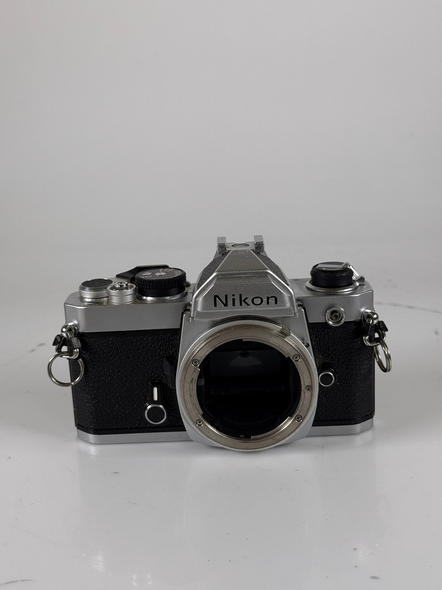 Nikon FM 35mm SLR Film Camera Chrome Body