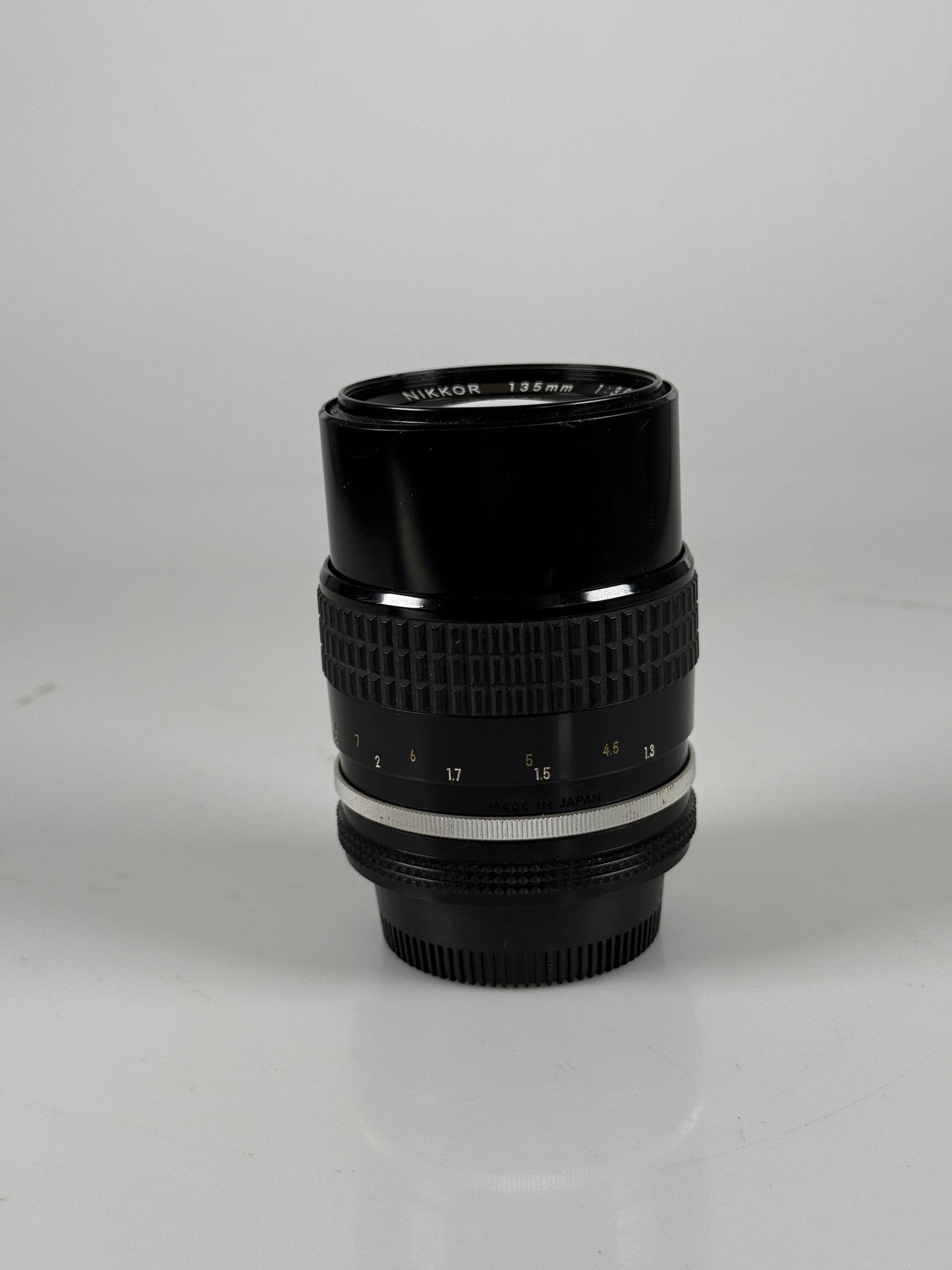 Nikon Nikkor AI 135mm f3.5 Lens MF