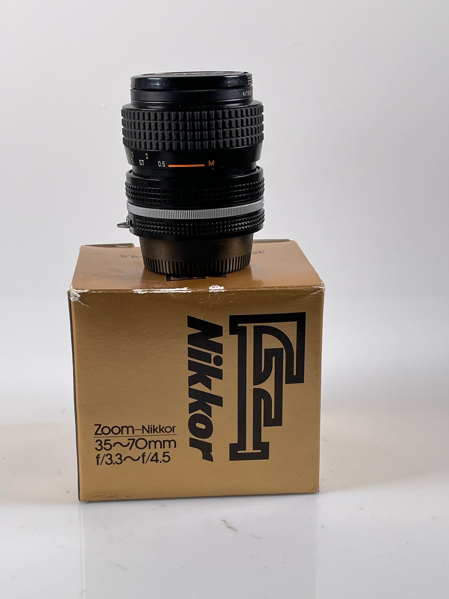 Nikon Nikkor 35-70mm f3.3-4.5 AIS Zoom Lens