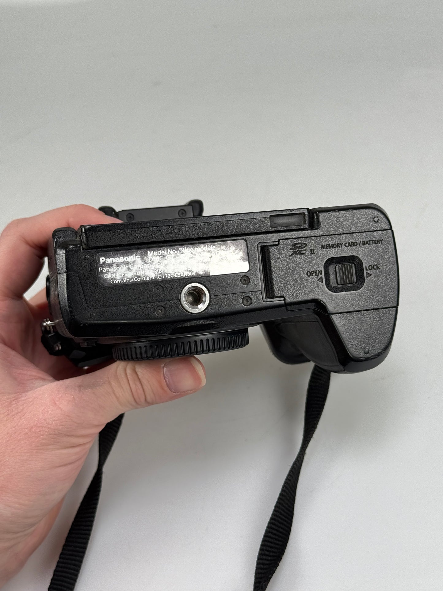 Panasonic Lumix DMC-G7 16MP Mirrorless MFT Digital Camera Body