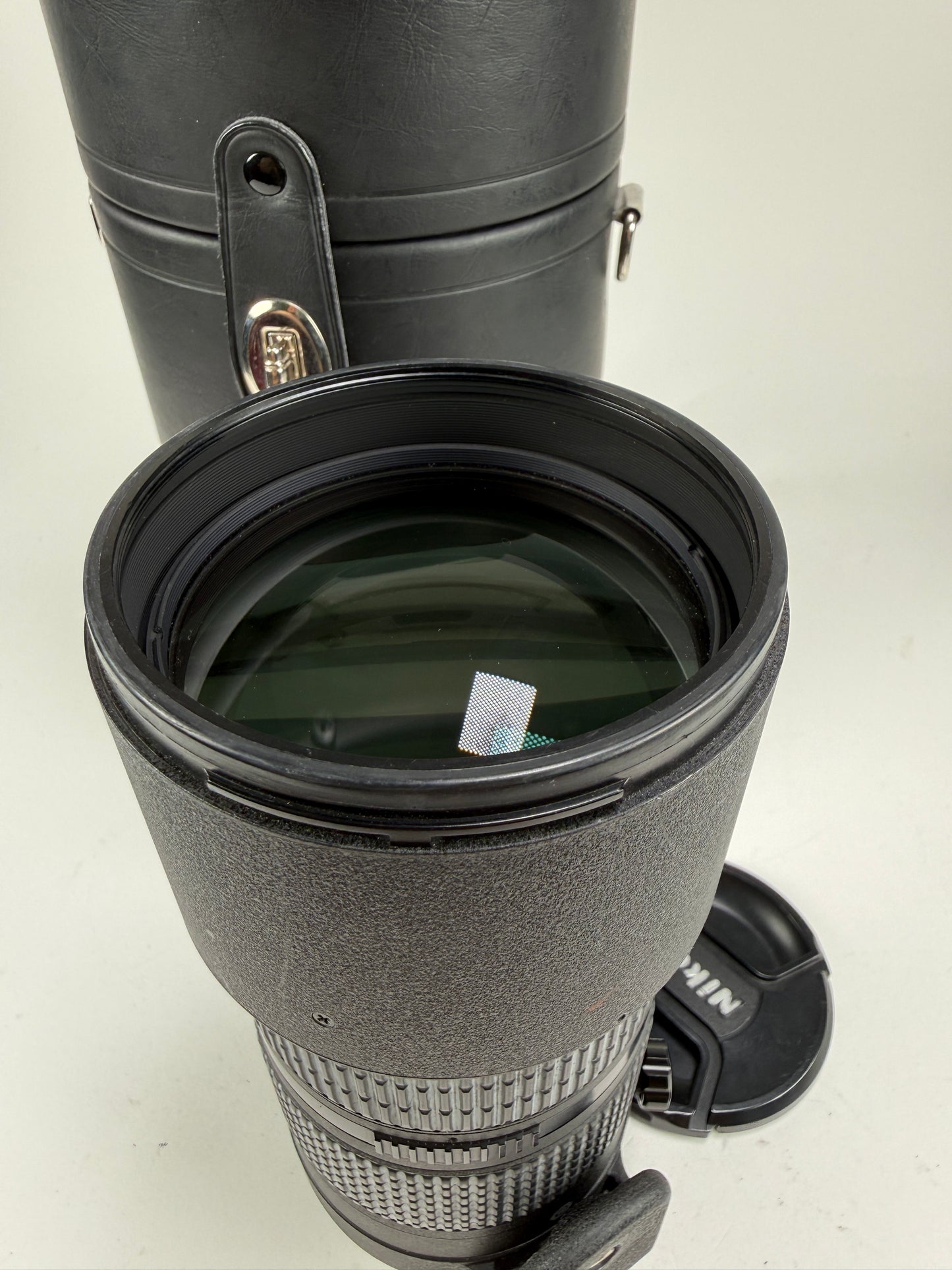 Nikon 80-200mm f2.8 AF D Nikkor lens