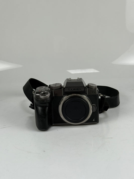 Panasonic Lumix DMC-G7 16MP Mirrorless MFT Digital Camera Body