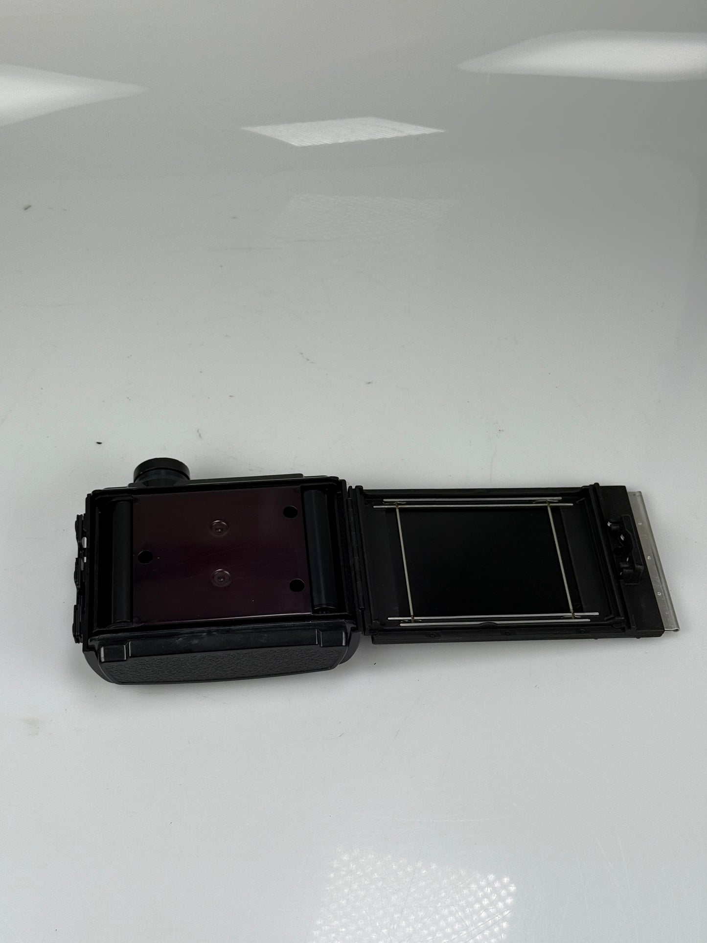 GRAFLEX INC RH20 6X7 220 CAMERA ROLL FILM HOLDER