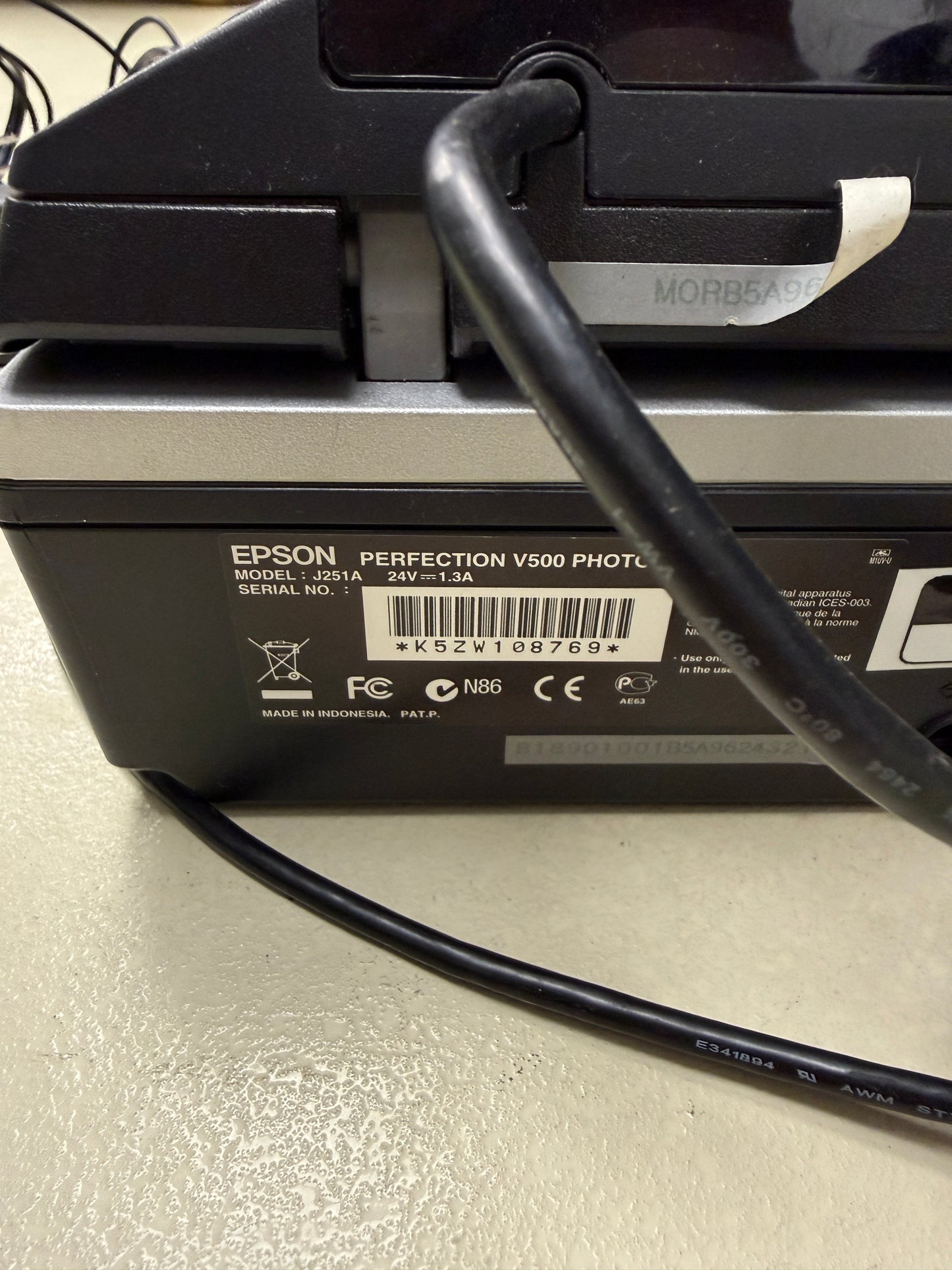 Epson Perfection V500 Photo Scanner J251A with Cords Tested & Working Great