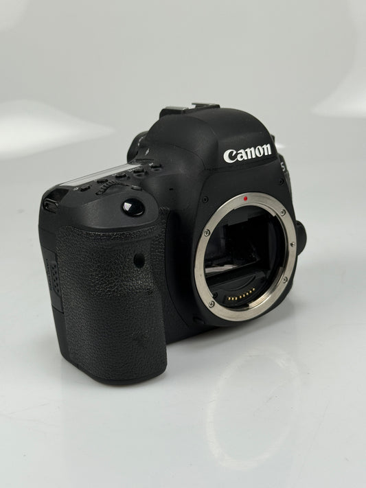 Canon EOS 6D Mark II 26.2MP Digital SLR Camera Body