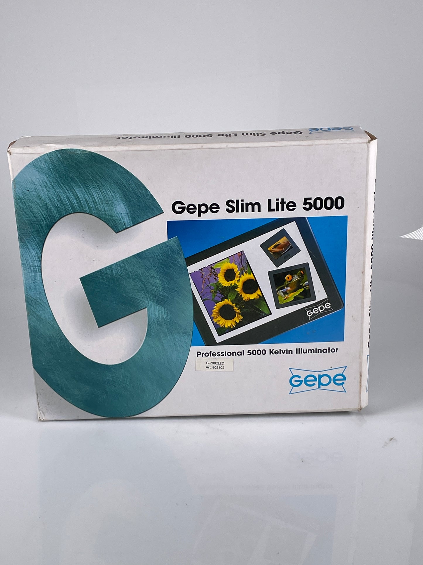 Gepe slim lite light panel 5000 for slides negatives film G-2002