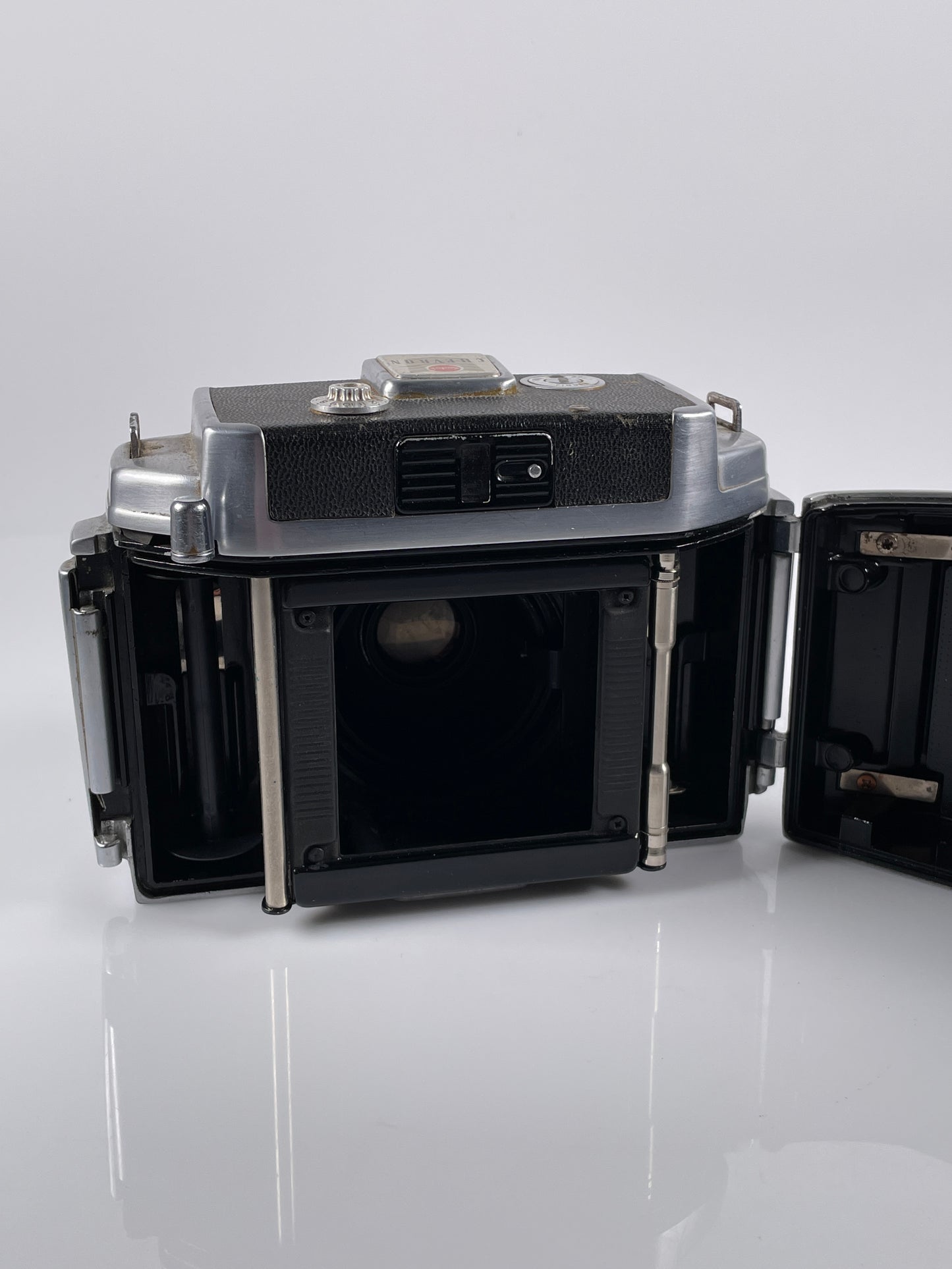 Kodak Chevron with Kodak Ektar 78mm f3.5 camera rare