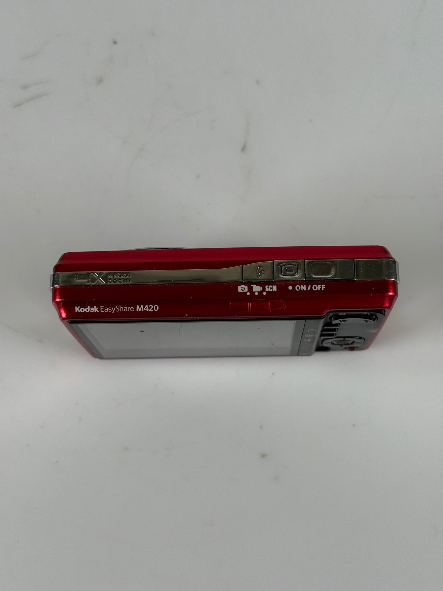 Kodak EasyShare M420 10.0MP 4x Optical Zoom Digital Camera red