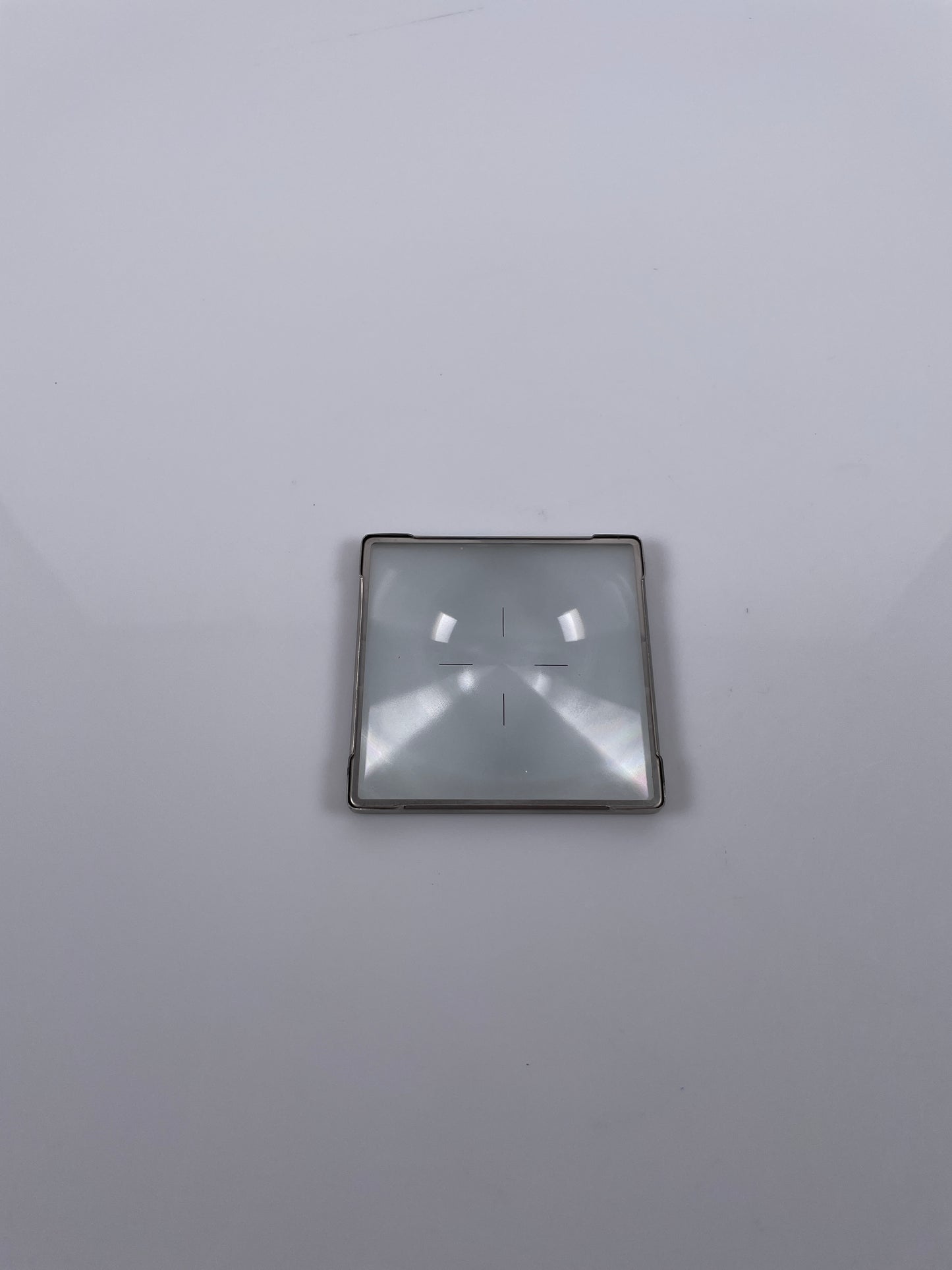 Hasselblad 42161 Standard Focusing Screen Cross Hair for 500 Series