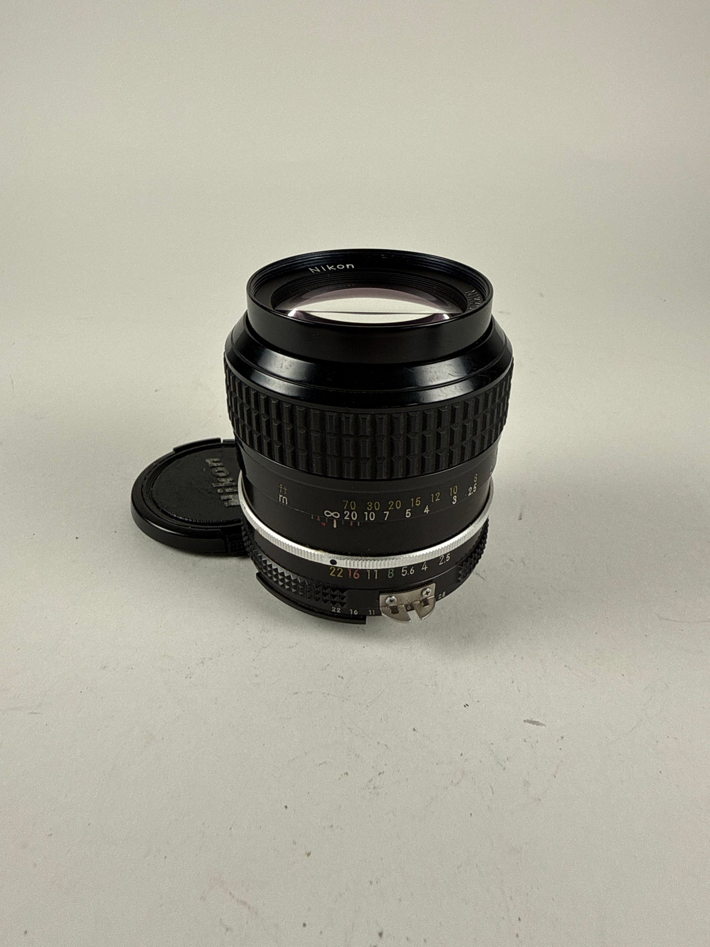 Nikon Nikkor 105mm f2.5 Ai Prime Manual Focus Portrait Lens