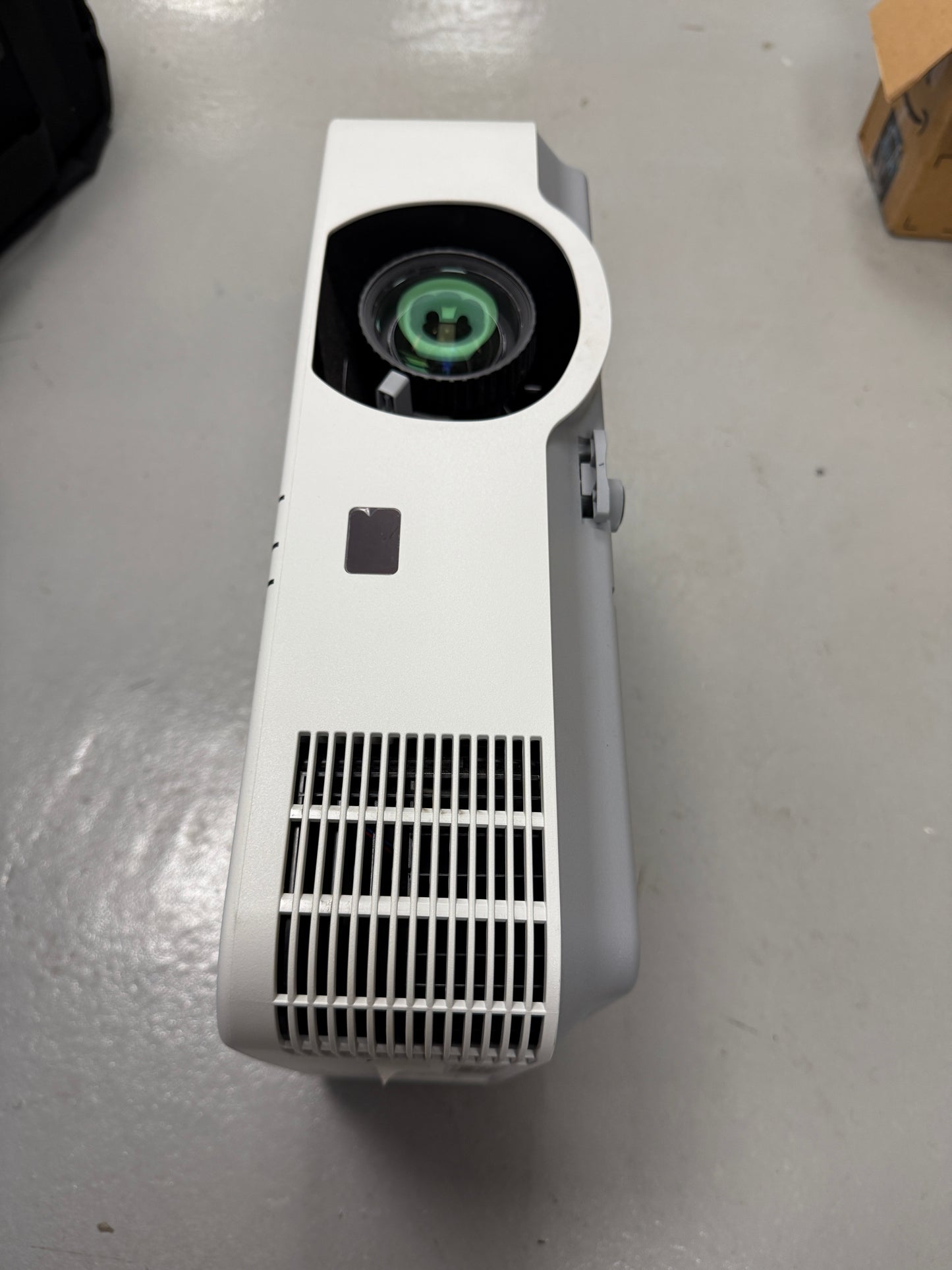 NEC Model: NP-P474U Projector
