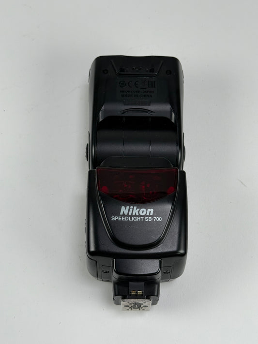 Nikon SB-700 Speedlight Shoe Mount Flash SB700